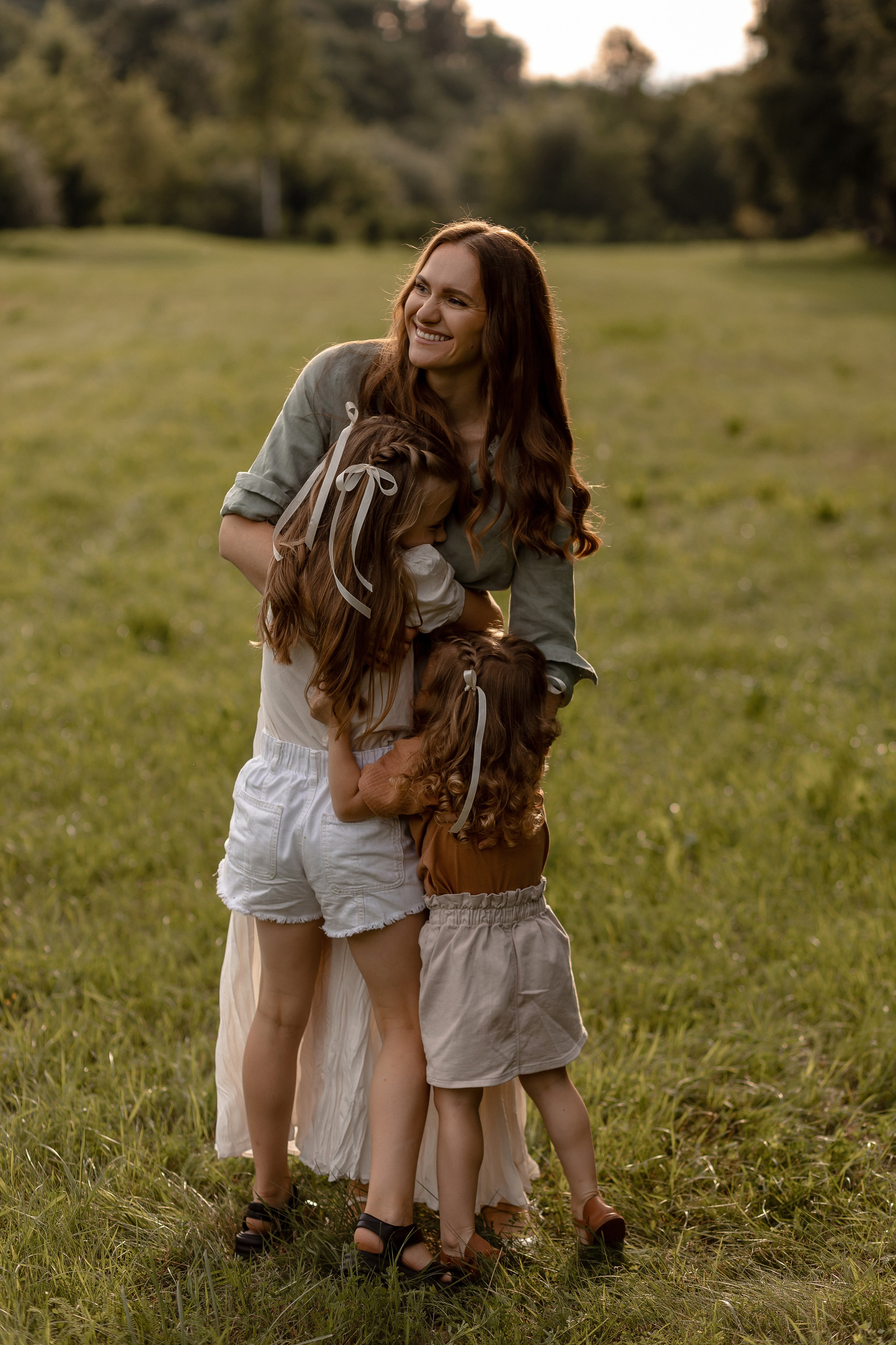 Юлия, Оливия, Эмилия. Свадебный фотограф Елена Ловцевич