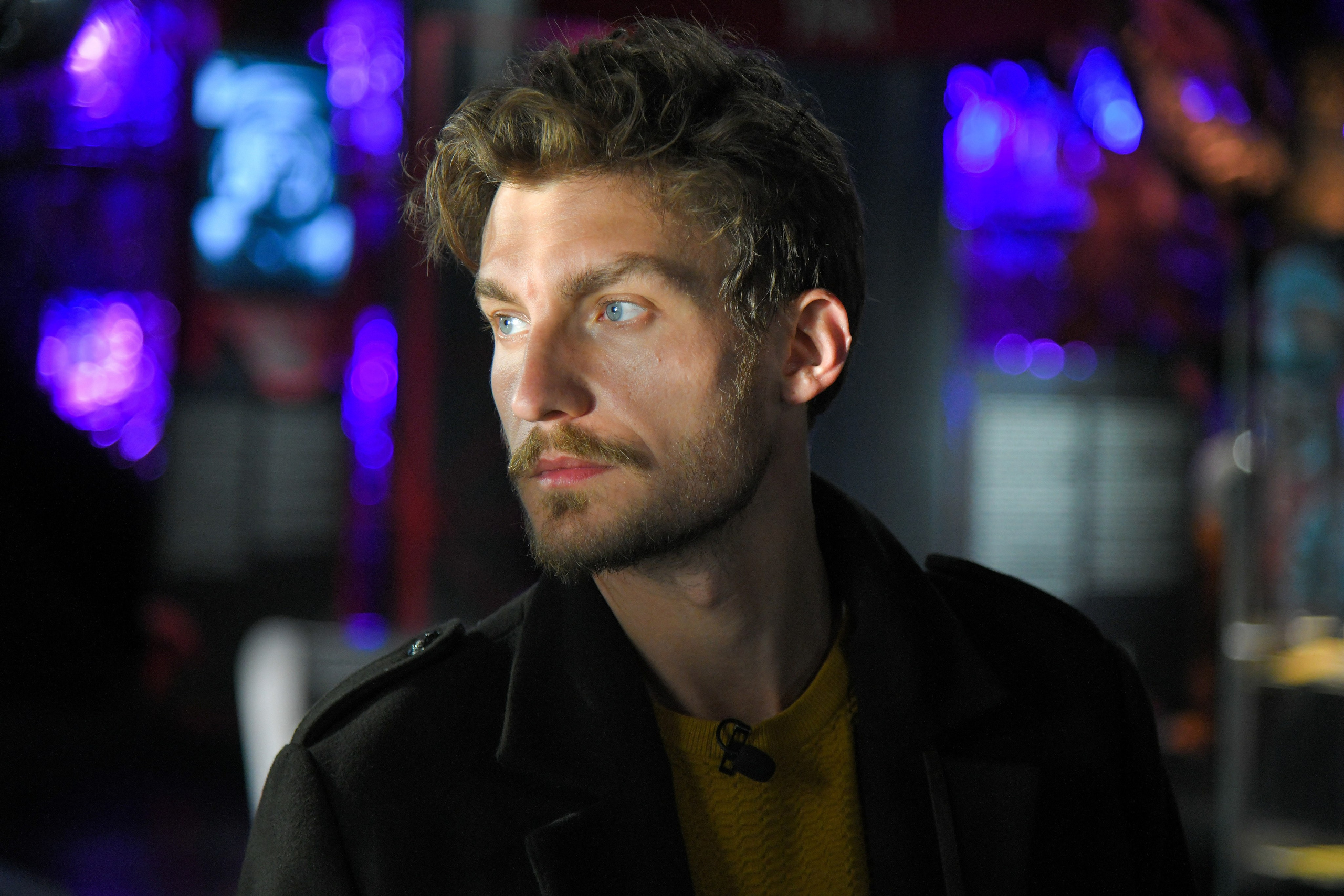 актер Виктор Михайлов