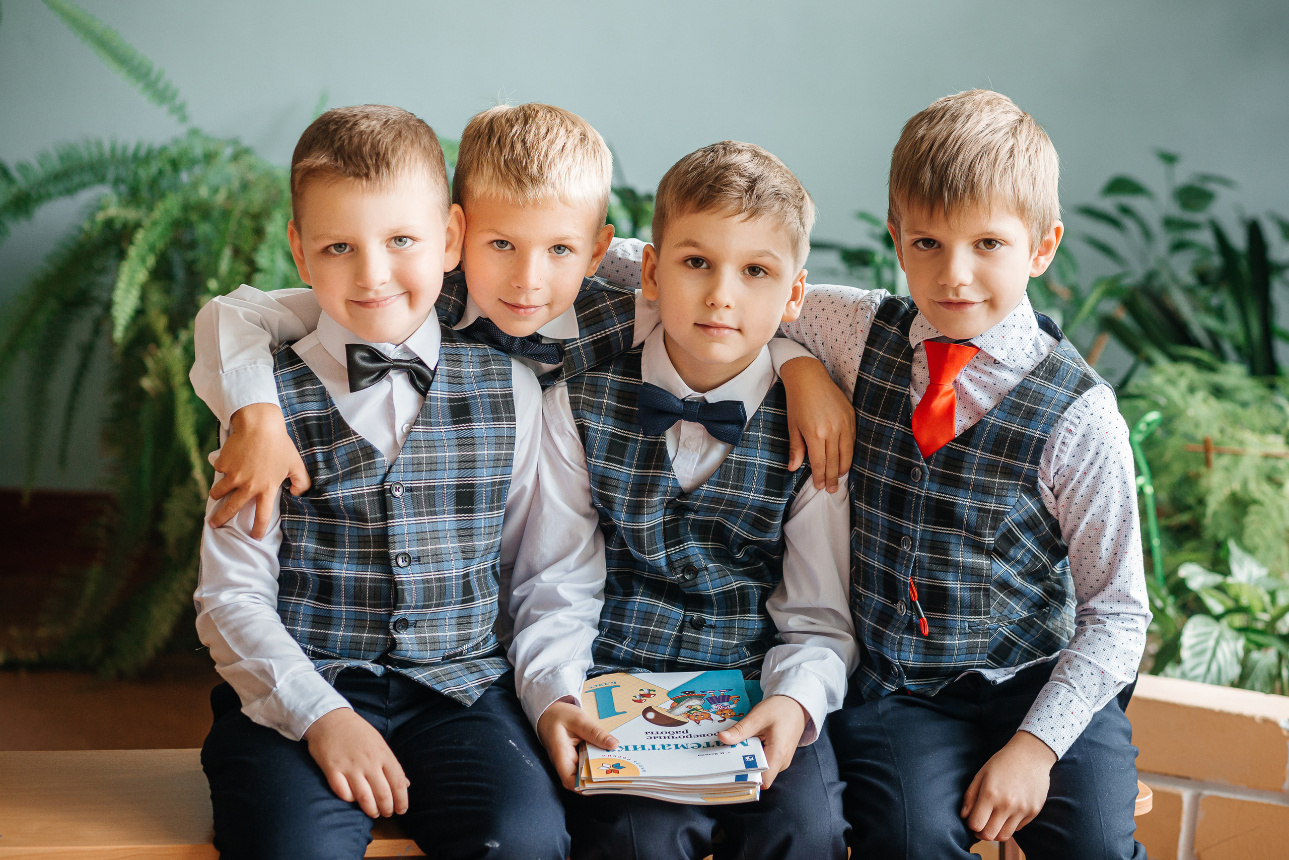 В первый раз в первый класс. Школьные съемки. Wedding, romantic photo, family holidays. Workshops