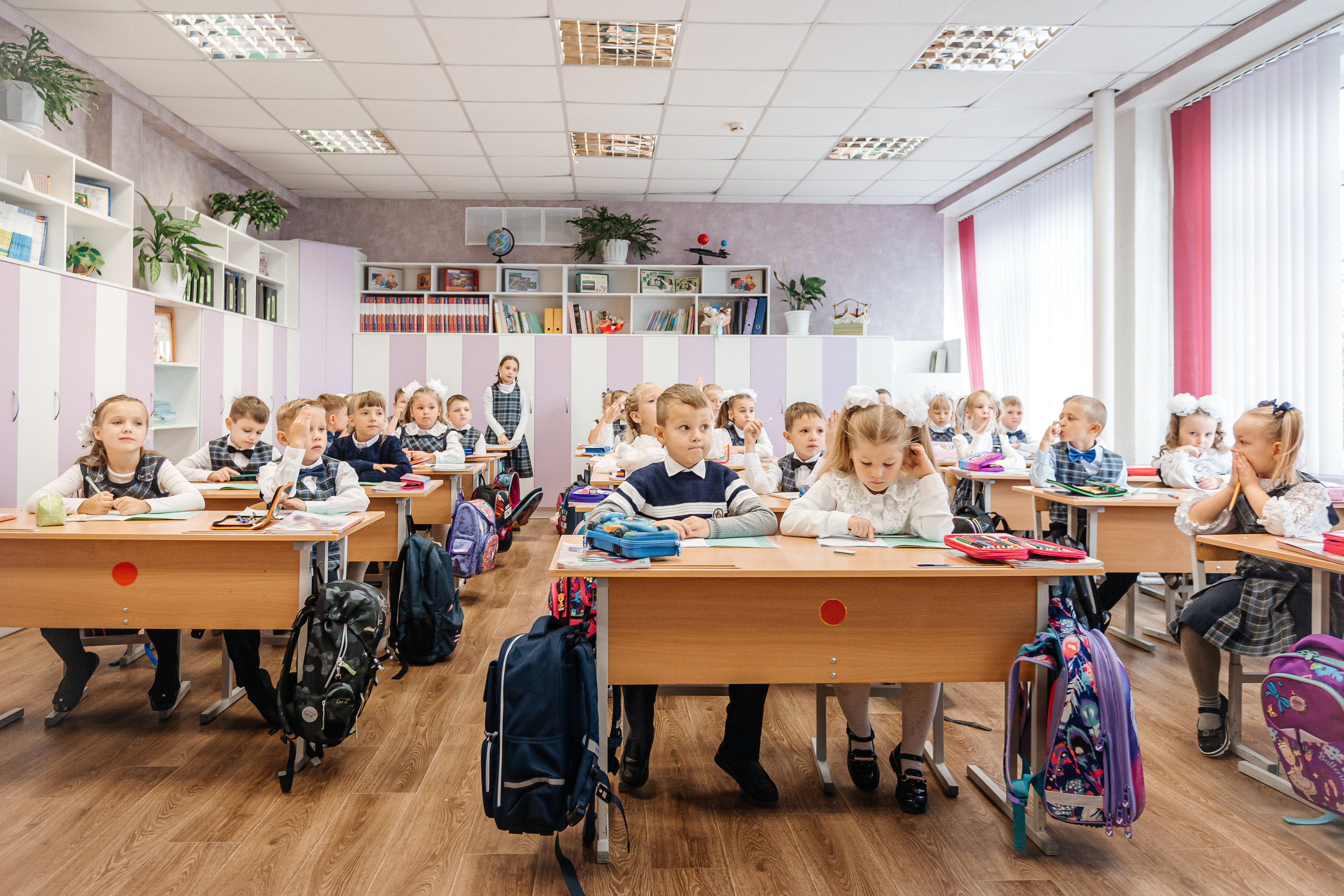 В первый раз в первый класс. Школьные съемки. Wedding, romantic photo, family holidays. Workshops