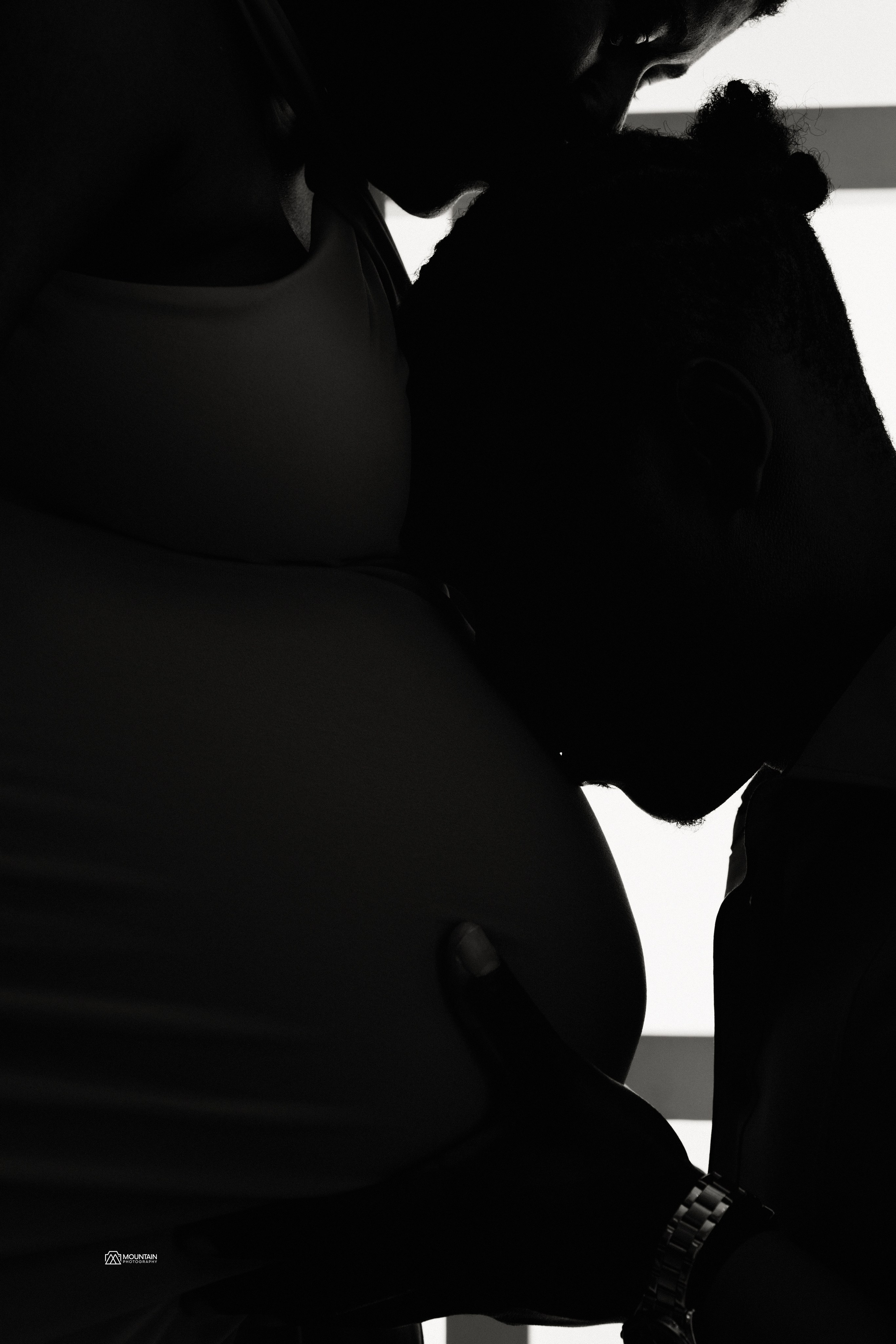 Maternity Photoshoot. Я занимаюсь событийной, свадебной, товарной, студийной… фотографией