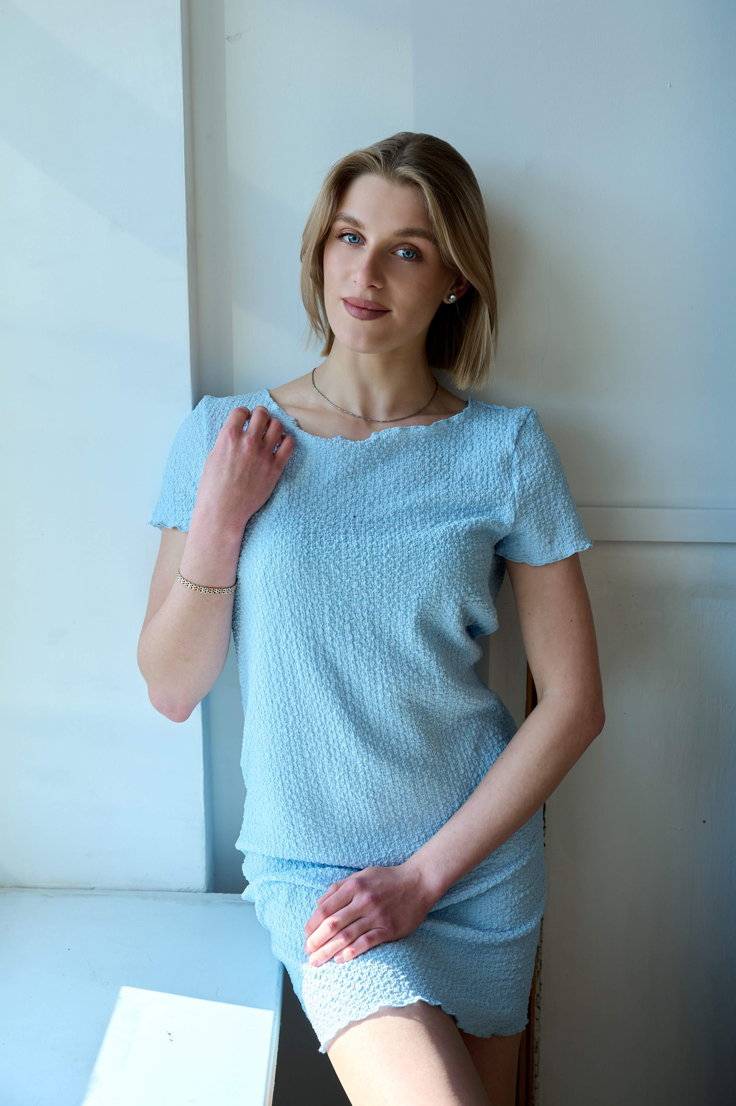 Алина — Тихая съемка. Тихая женская фотография — съёмка без ролей и позирования, где важнее состояние, чем образ