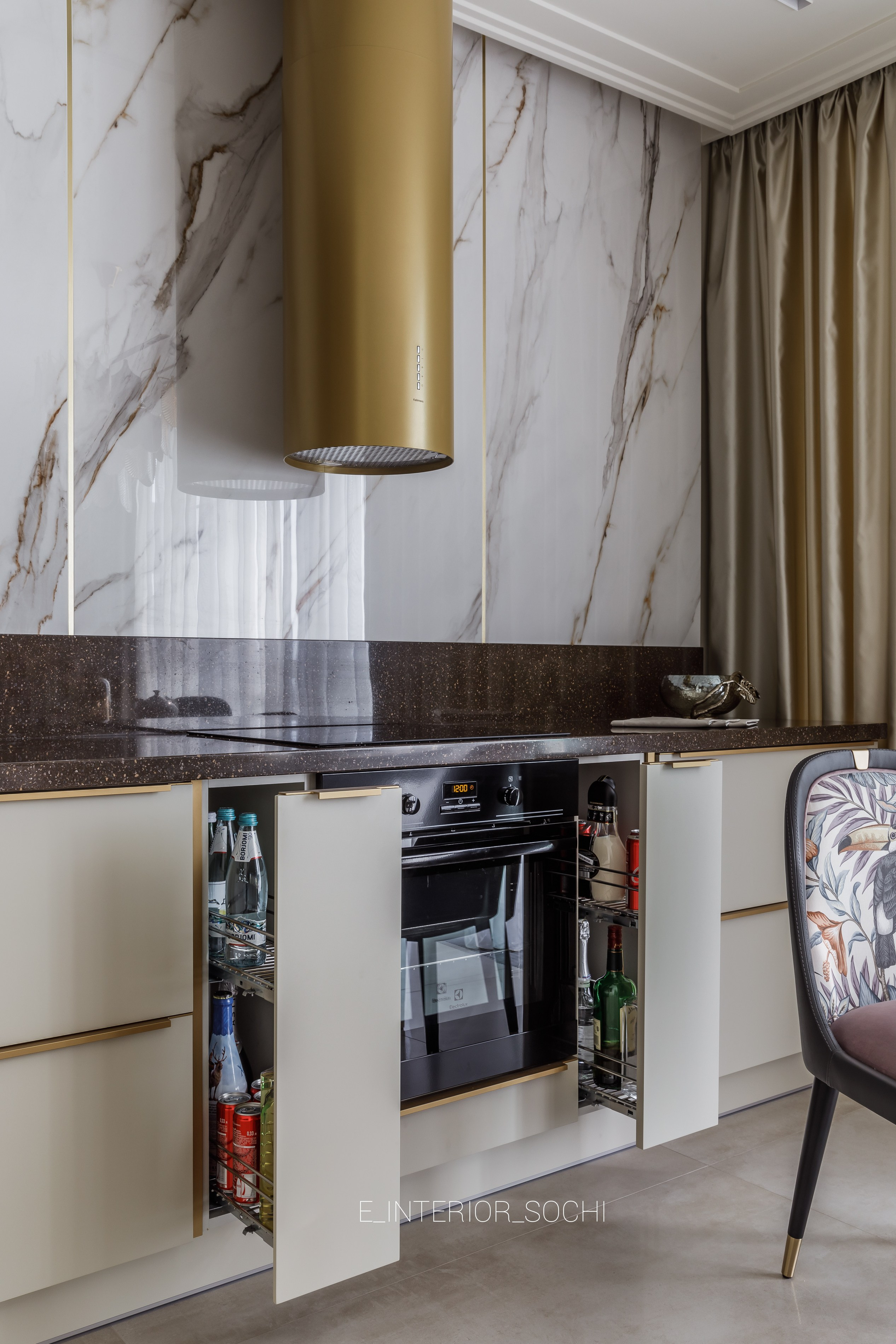 TROPICAL BREEZE. Дизайн интерьера Евгения Тисленко