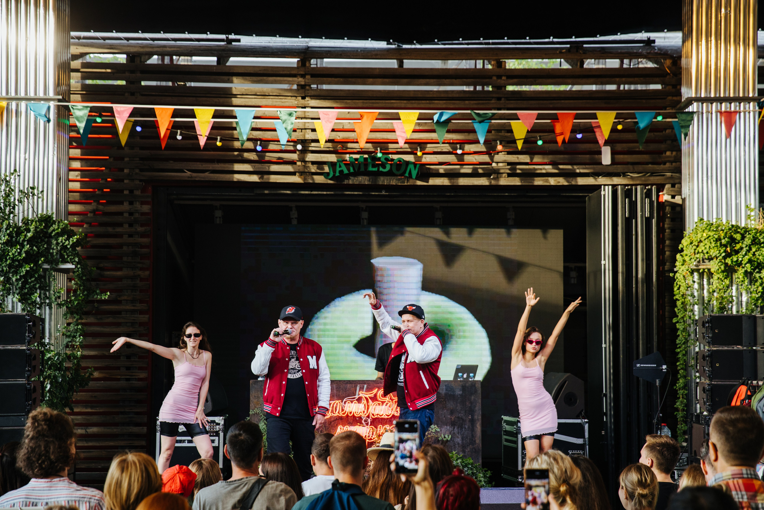 14–15 августа 2021 в «Стрелке». Фотоотчеты «Ламбада-маркета»