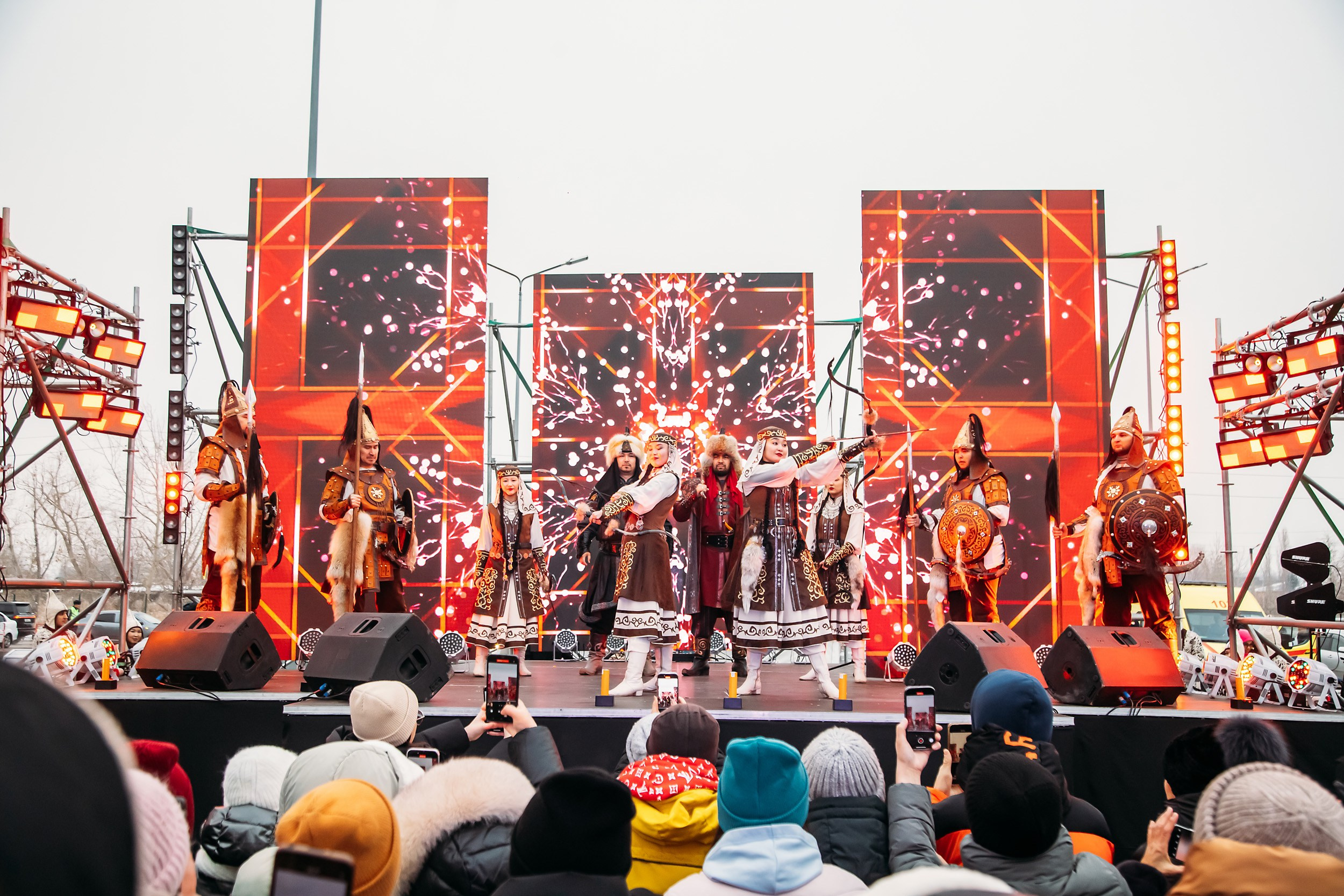 10 лет BatyrMall. Кипятком Павлодар