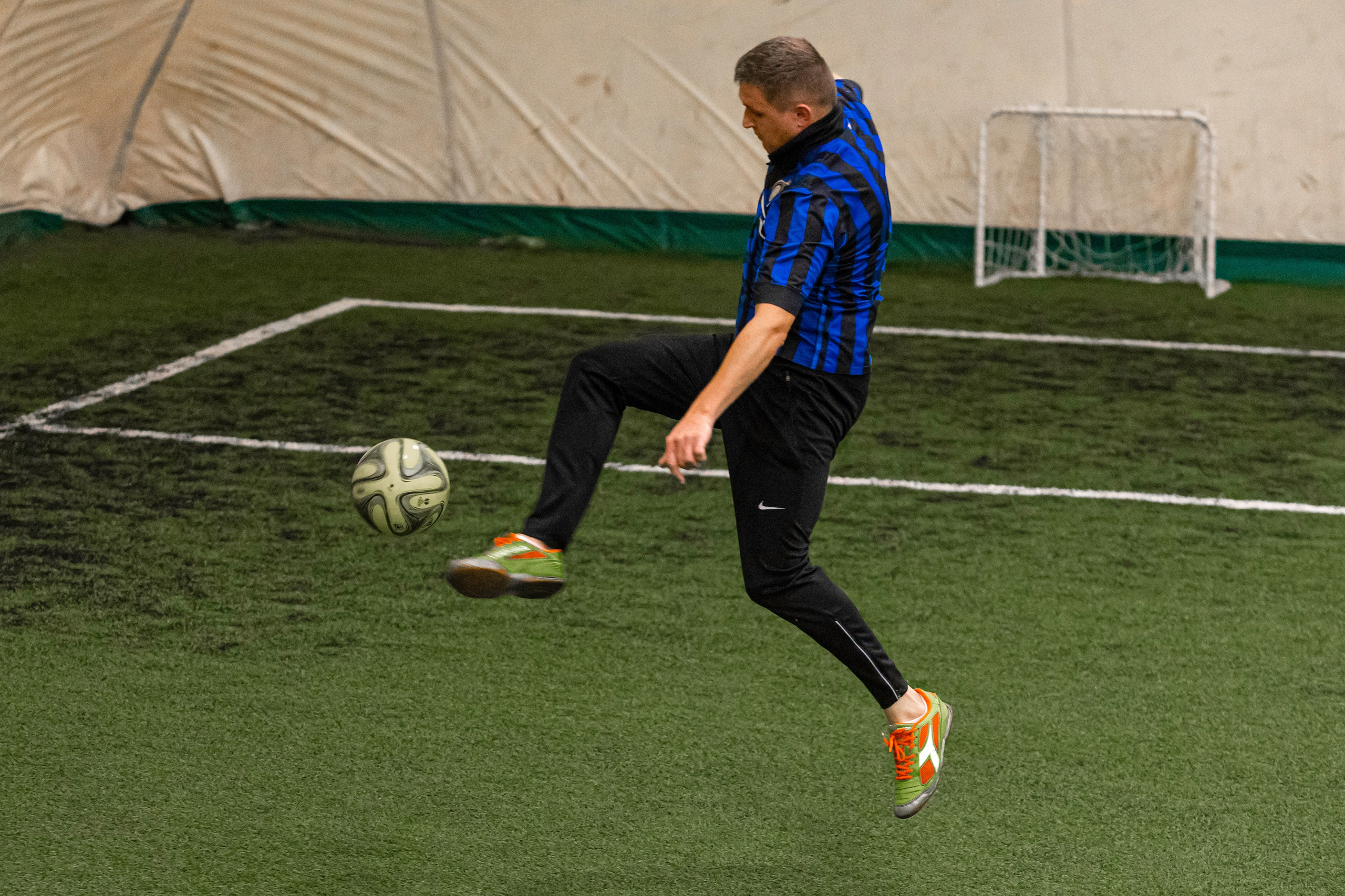 Фотосъёмка футбольного матча. Фотограф на праздник, корпоратив, День Рождения и Юбилей в г. Санкт-Петербурге Алексей Анкушев