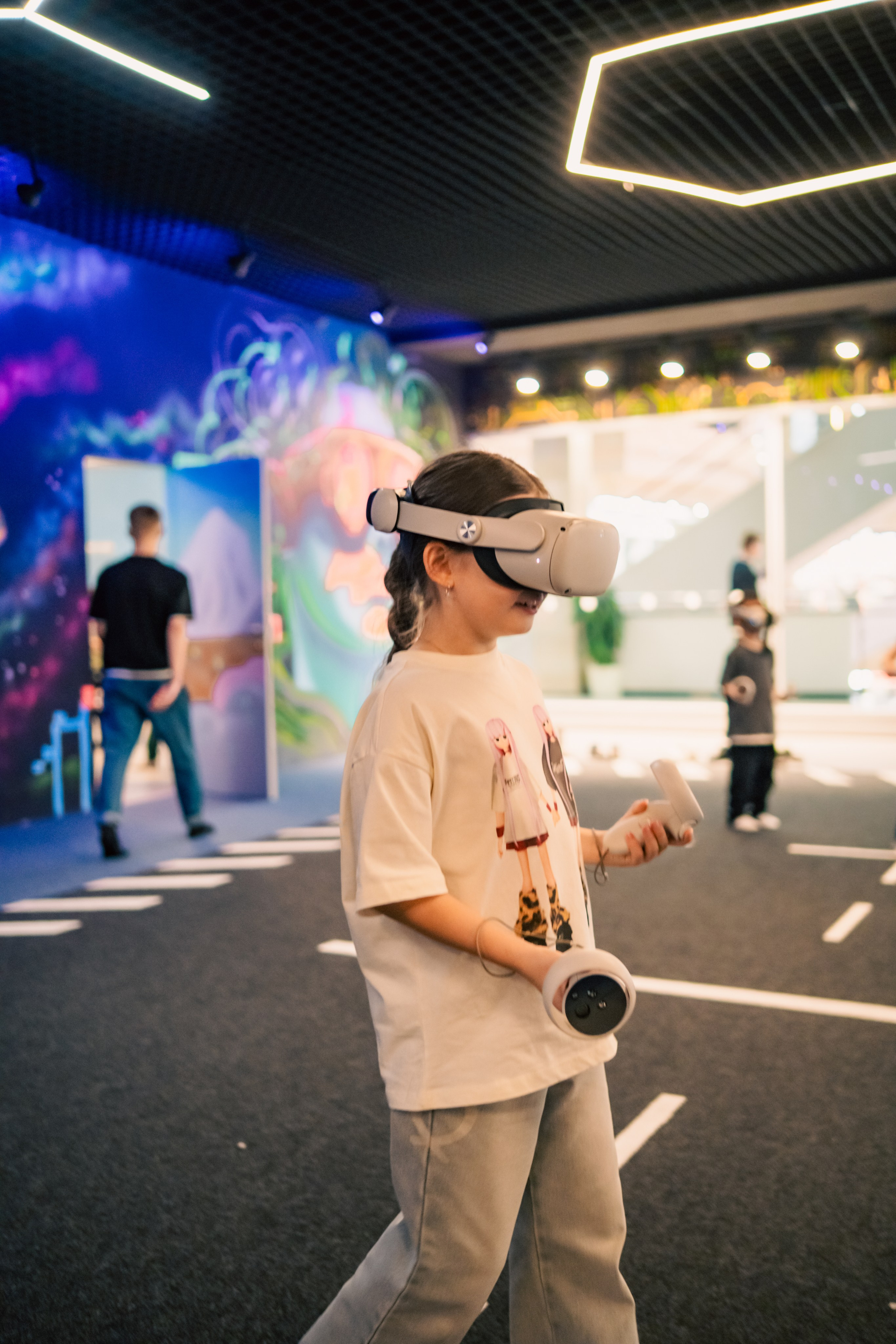 VR April-May. Felixtones