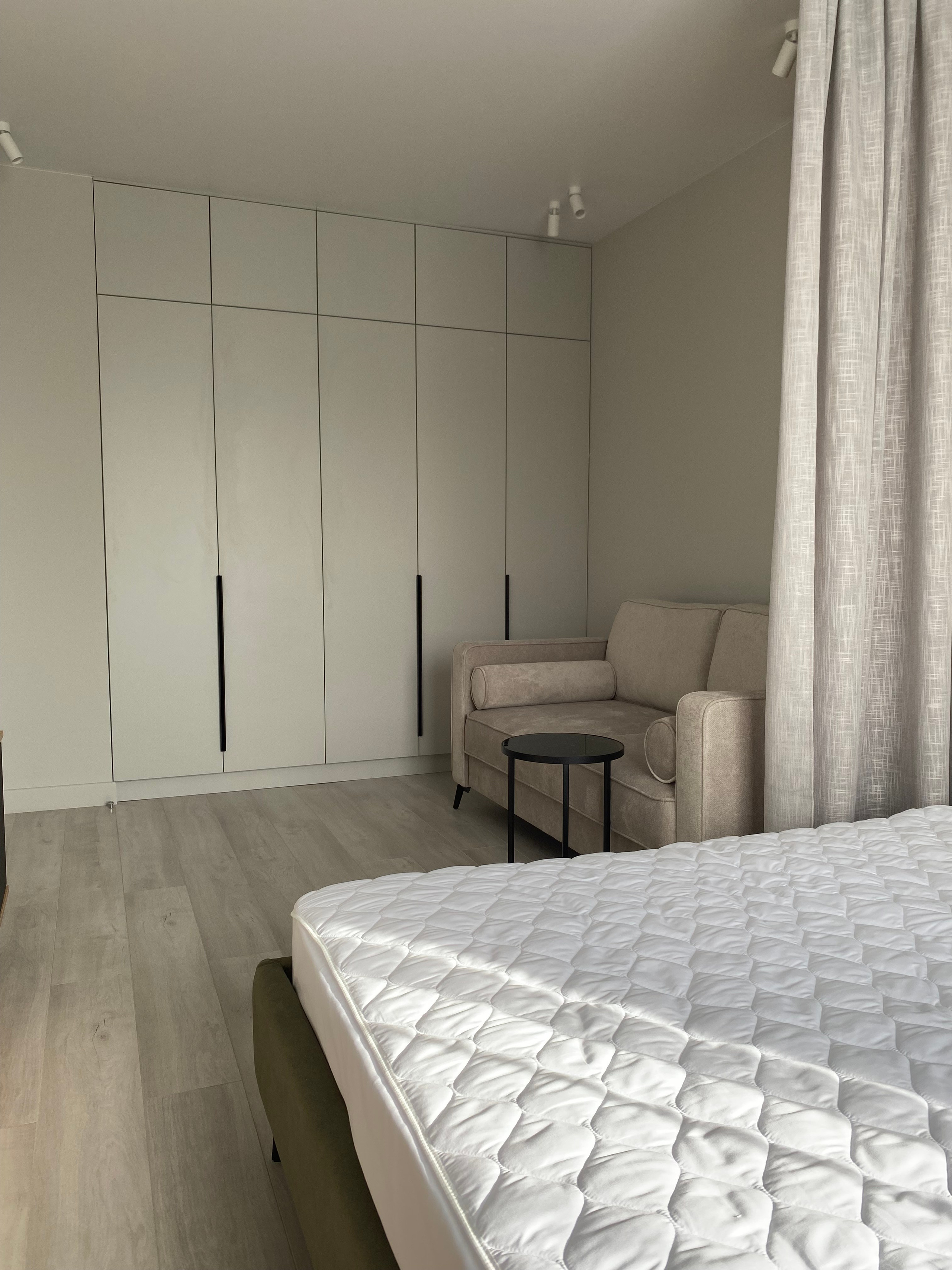 Однокомнатная квартира с ремонтом от застройщика ЖК Стрижи. Дизайнер интерьеров в Санкт-Петербурге Анастасия Тен