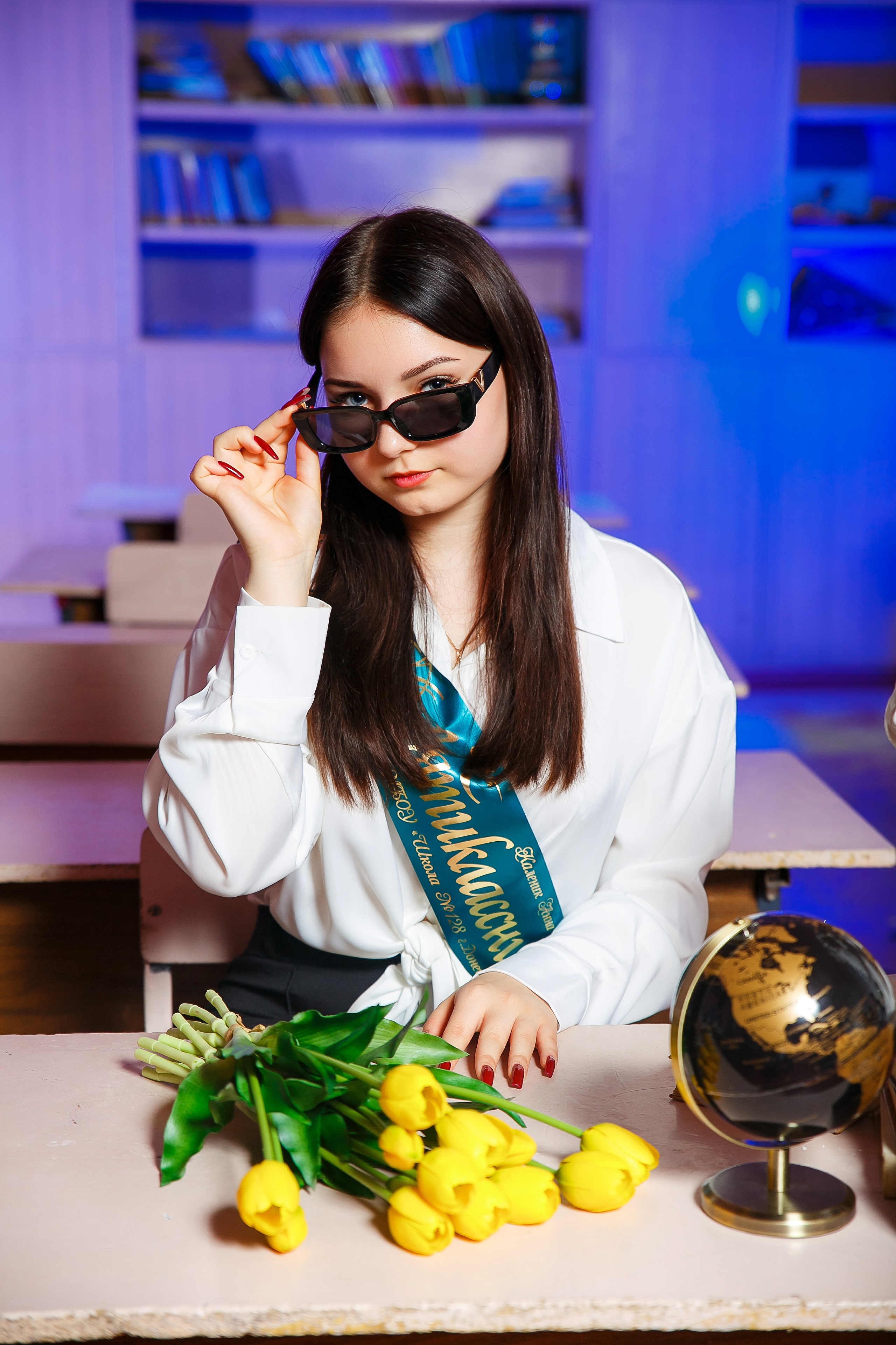 МОДЕРН. Выпускные альбомы в Донецке и ДНР. Фотограф Донецк и ДНР