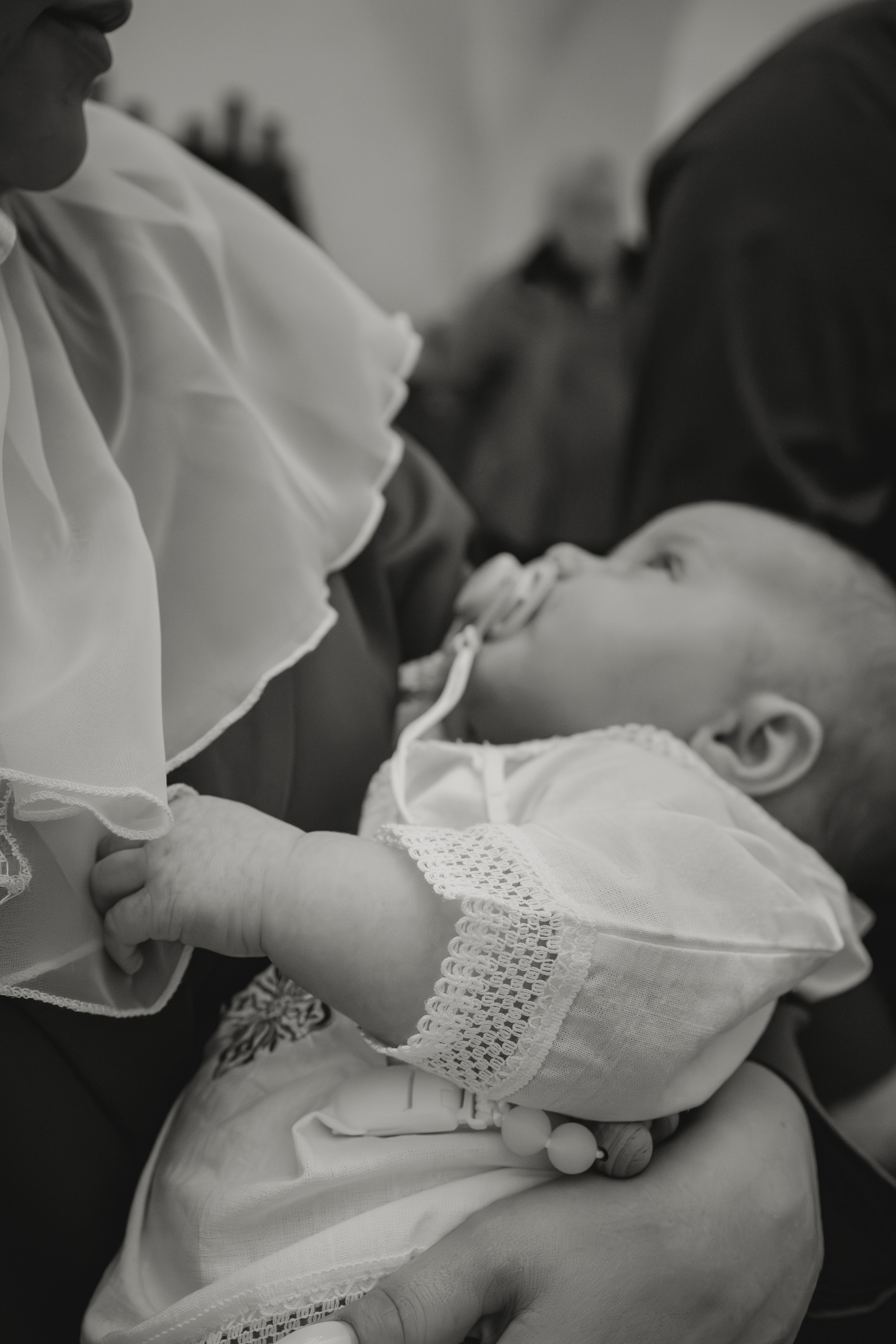 Таинство Крещения малыша в храме Воскресения Христова, с. Трубино (Калужская обл.). Надежда Стар семейный и церковный фотограф в Жукове и Калужской области