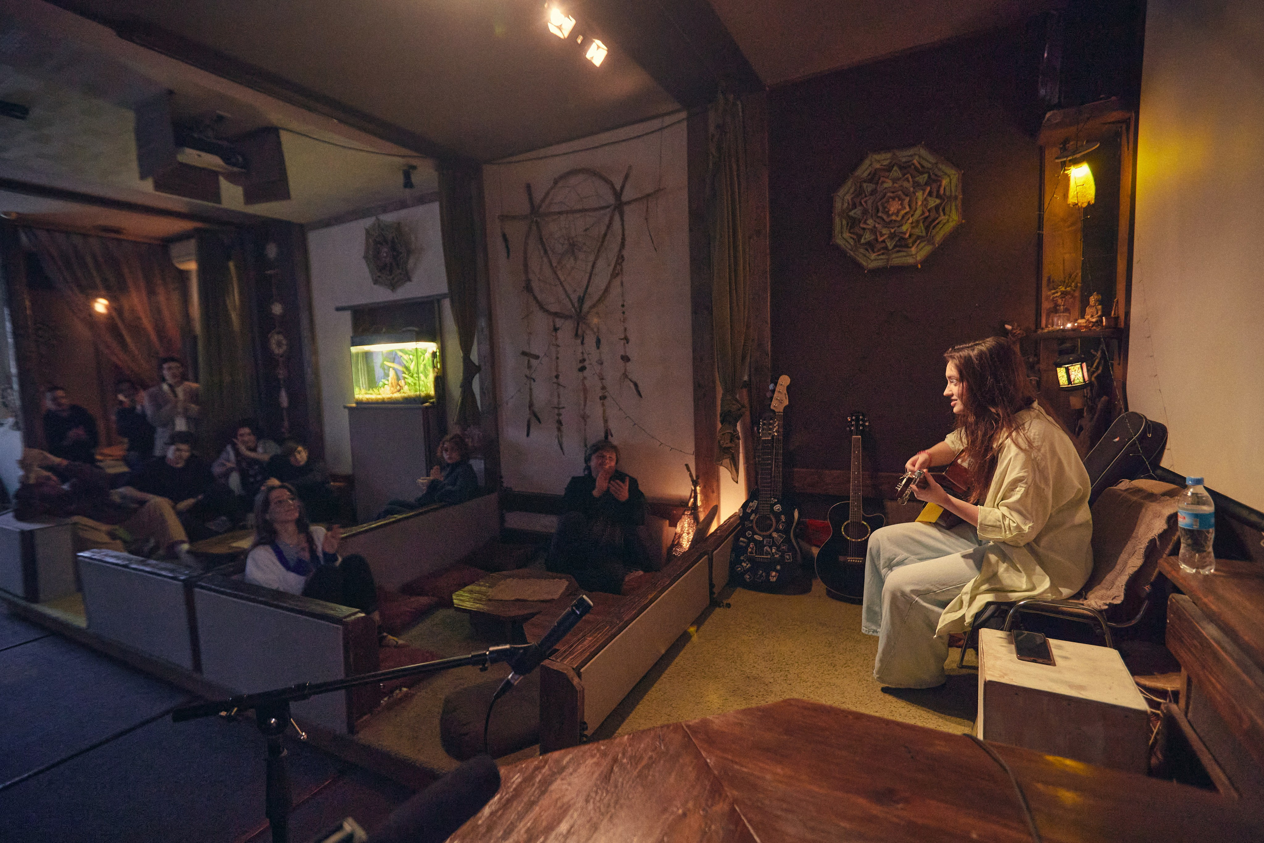 Квартирник в Чайной Шаманике. Фотограф Юлия Маринина