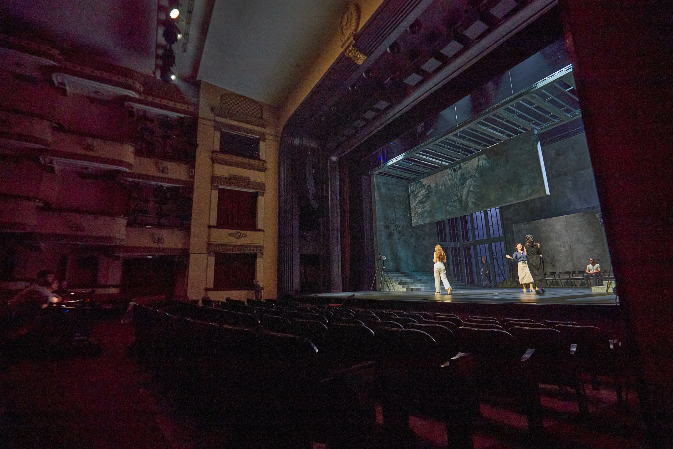 Гастроли Краснодарского театра драмы им. М. Горького в Москве, театр им. Е. Вахтангова. Фотограф Юлия Маринина