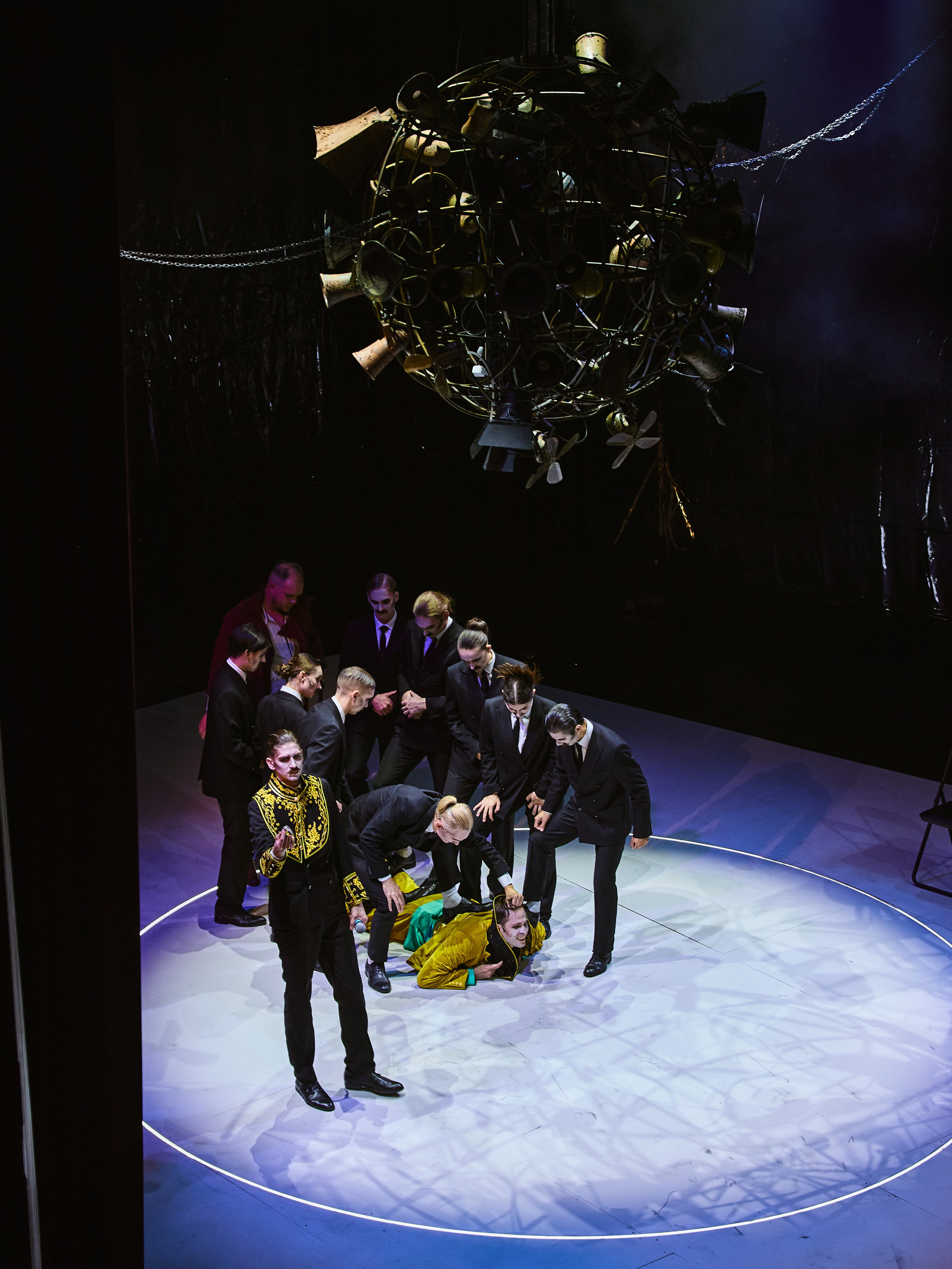 Двойник. Фотограф Юлия Маринина