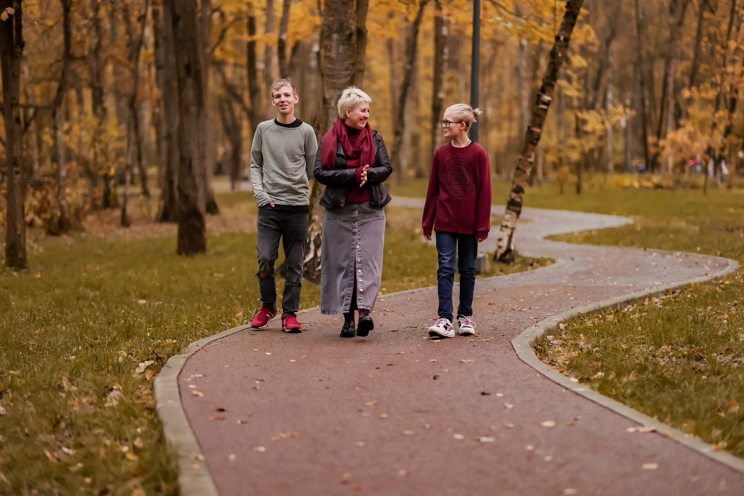Классная фотосессия для мамы с сыновьями. Фото и видео Москва, Московский. Свадебный фотограф, видеограф, фотосессии, видеосъемка