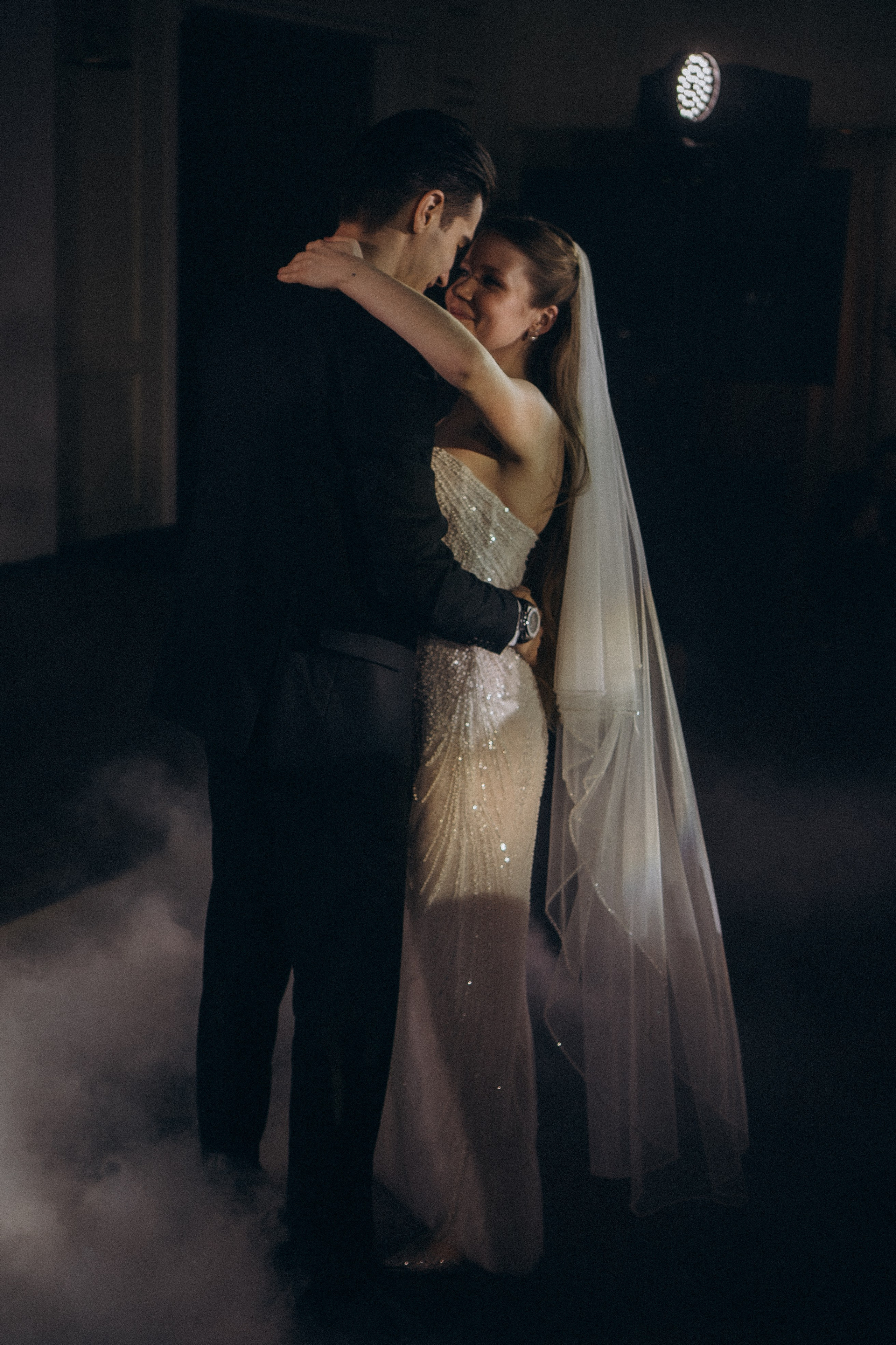 СВАДЕБНАЯ СЬЕМКА СБОРОВ В ОТЕЛЕ И ВЫЕЗД НА ЦЕРЕМОНИЮ (СНЯТО В СИБИРЕ В НИЖНЕВАРТОВСКЕ). Профессиональный фотограф, Санкт-Петербург — Виктория Богомолова