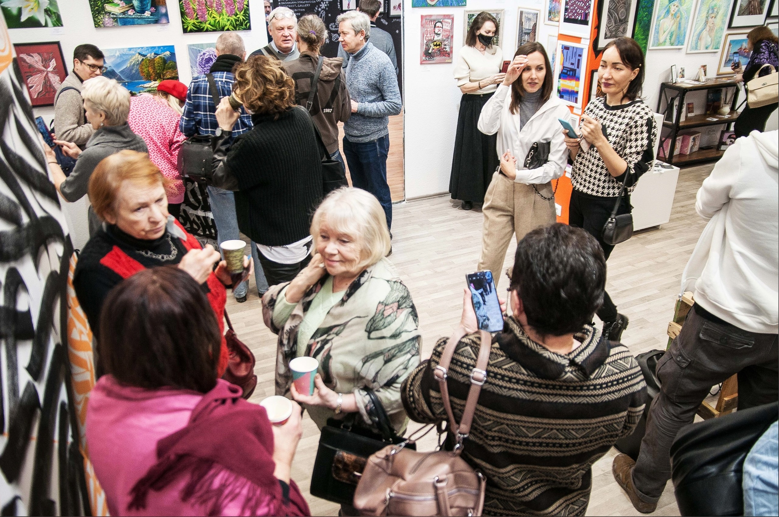 Выставки. Галерея авторских картин художницы Бельмесовой Евгении