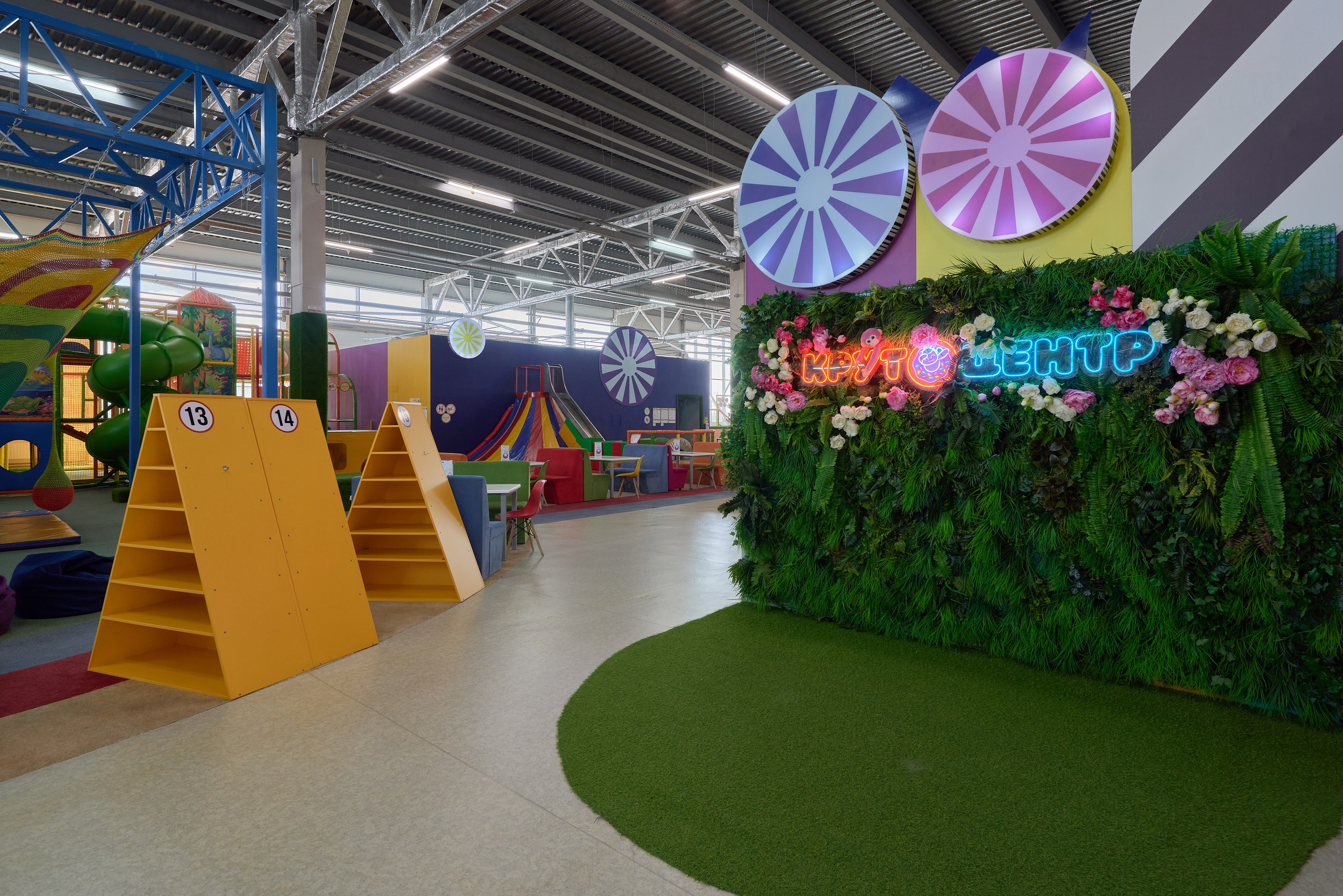 РК Крутоцентр, Магнитогорск. Абросимов Лев интерьерный и архитектурный фотограф