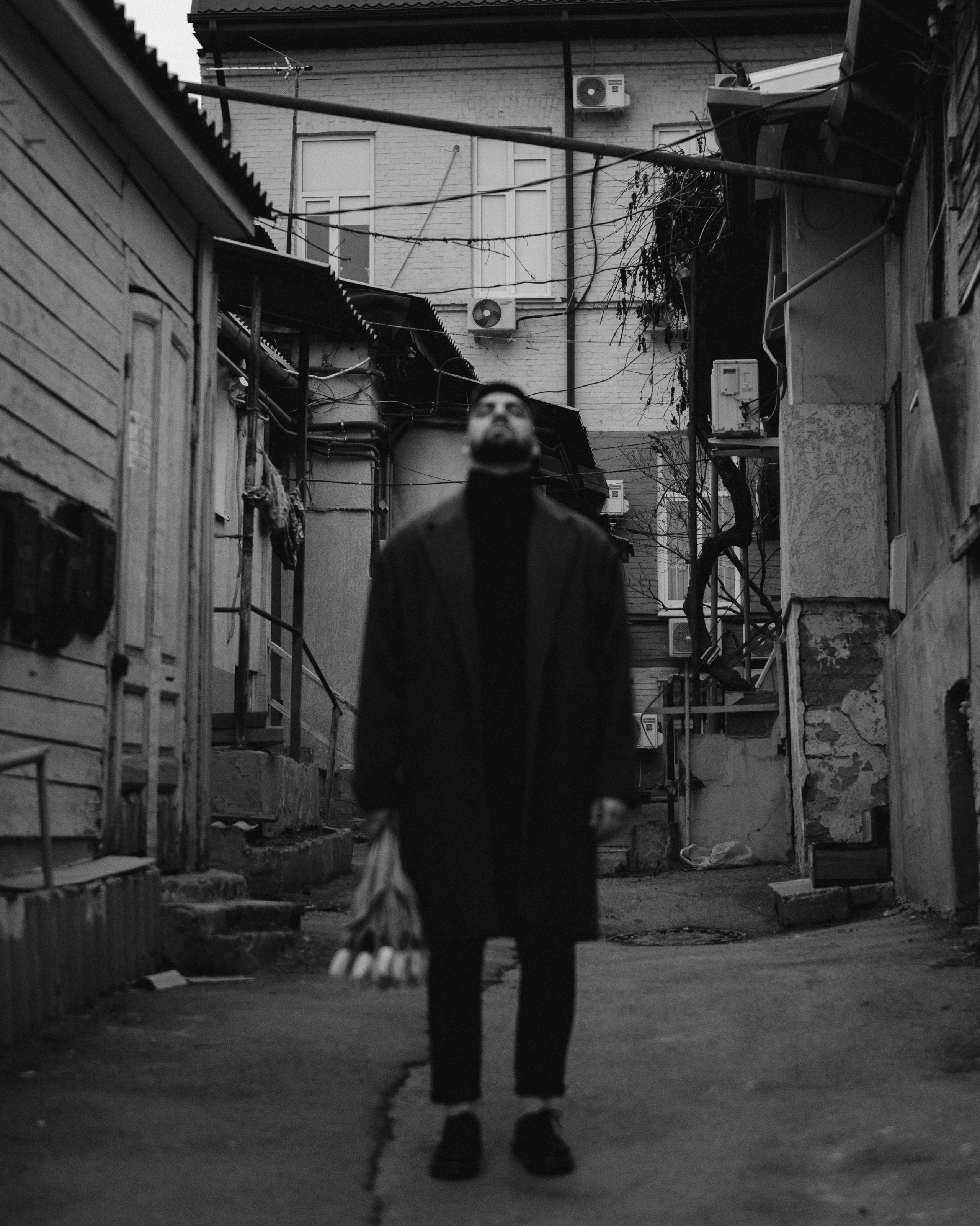 Мужская фотосъемка в старой части Ростова-на-Дону