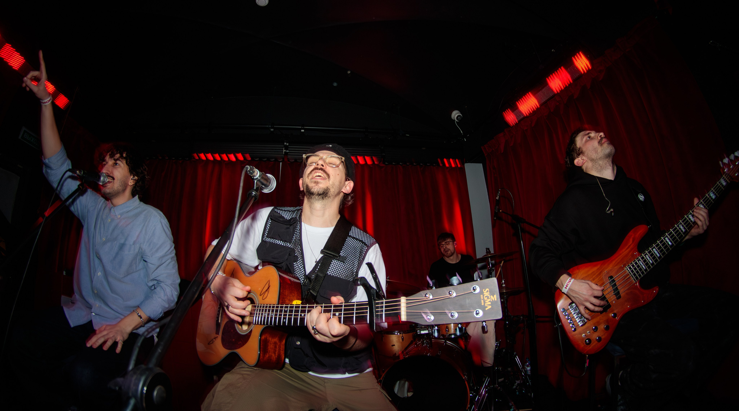 Хмыров акустика. Портретный и концертный фотограф в Санкт-Петербурге Егор Телятников