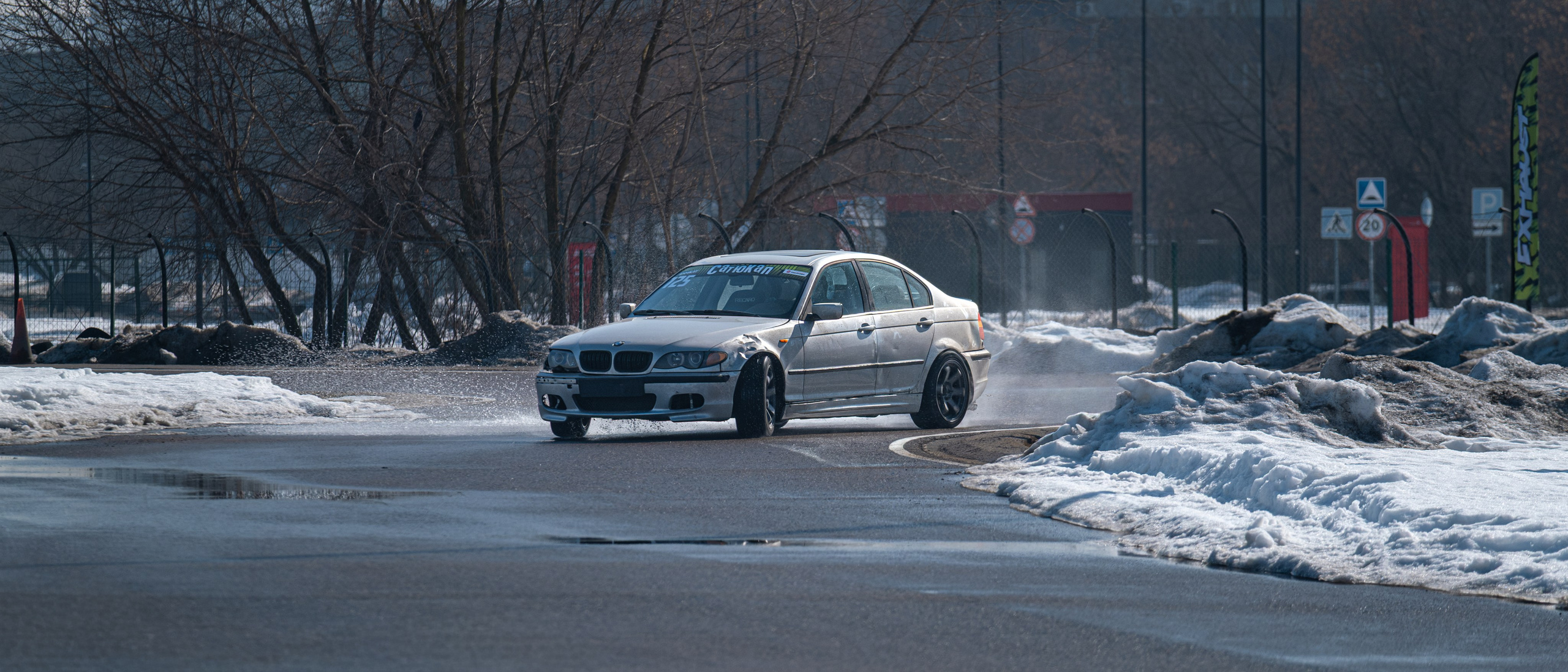 Спортивная автомобильная съемка. Malenkyia