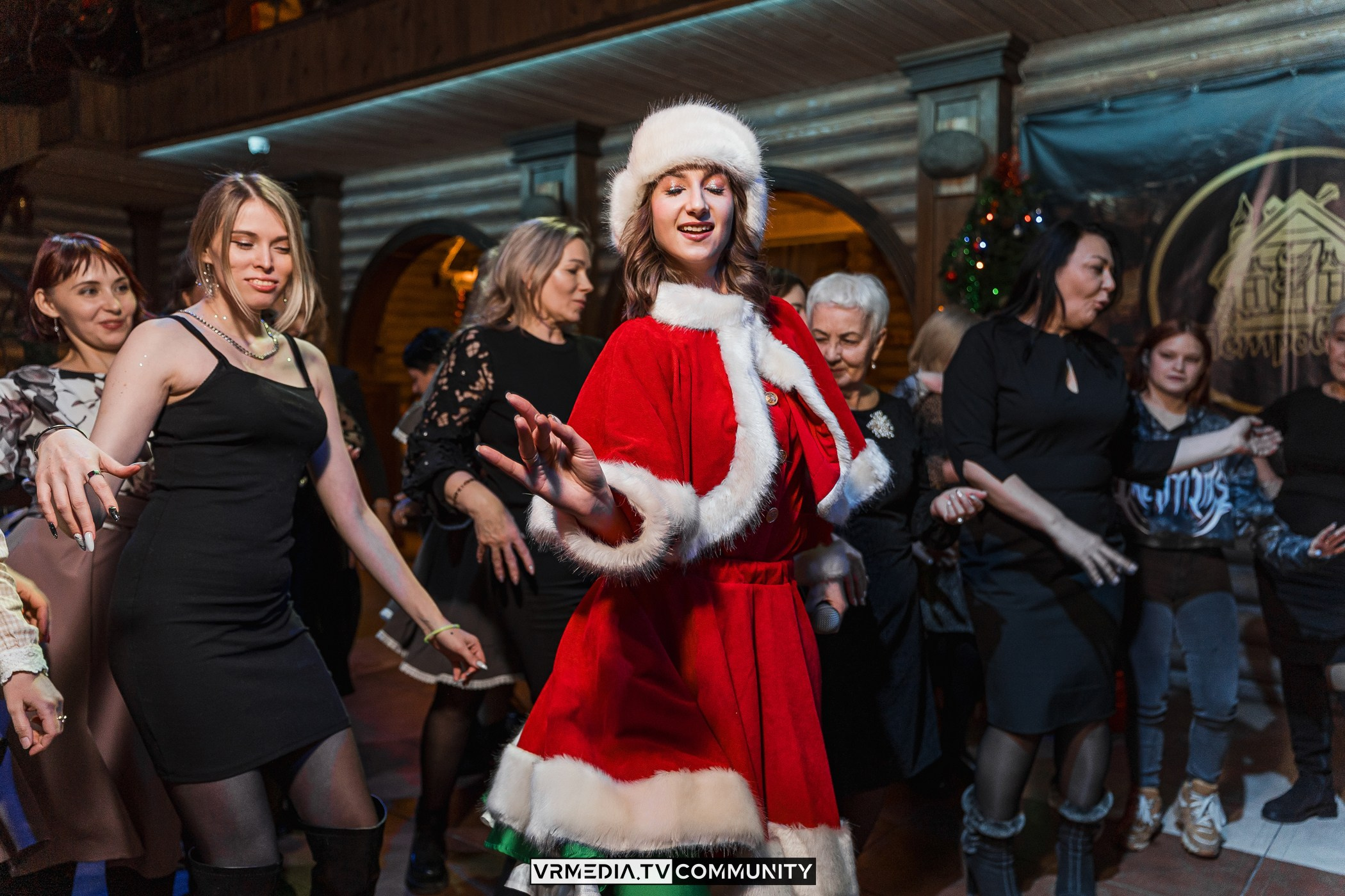 Новогодний вечер у «Петровича»