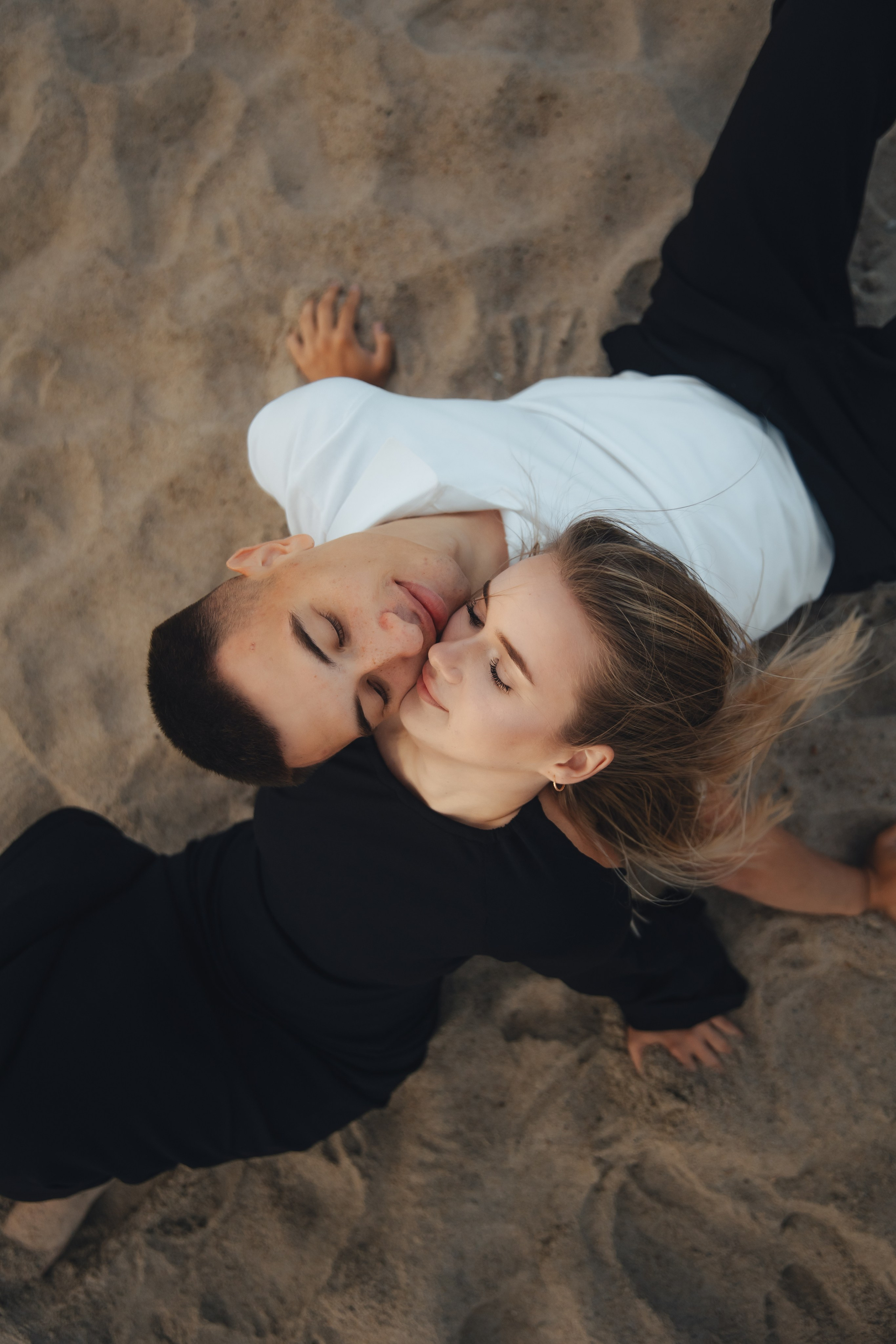 Арсений и Анастасия / Янтарный. Фотограф Калининград Илья Миллер