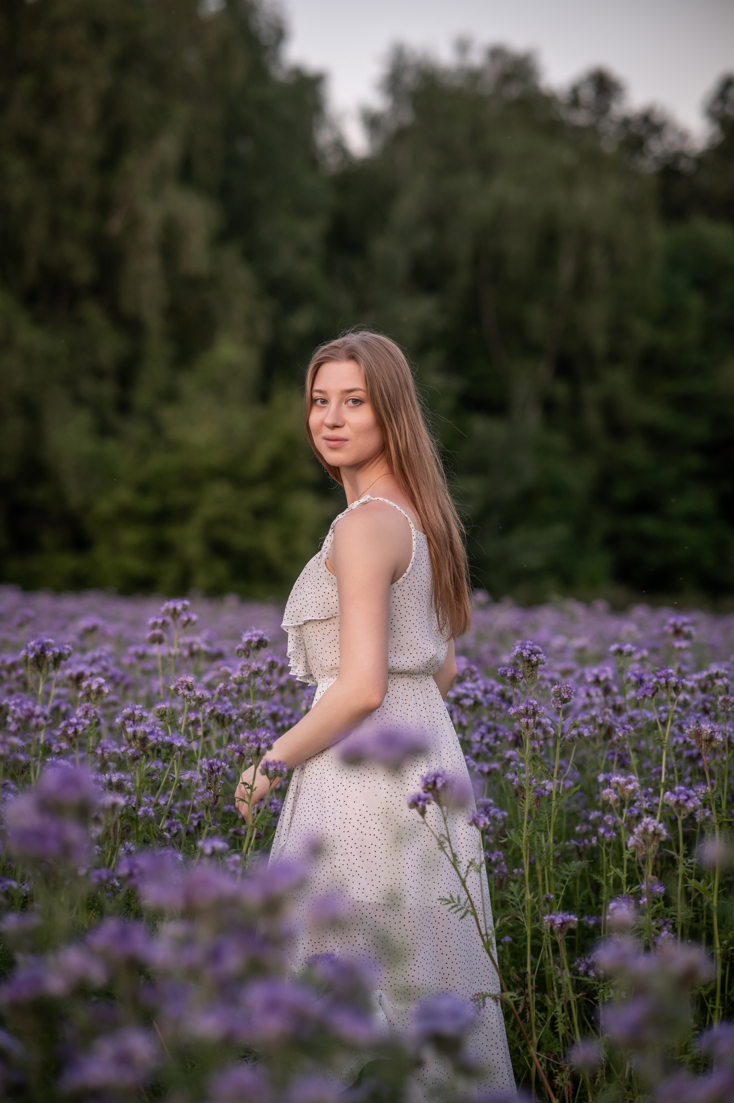 Анастасия в кинодеревне (Горки Ленинские)