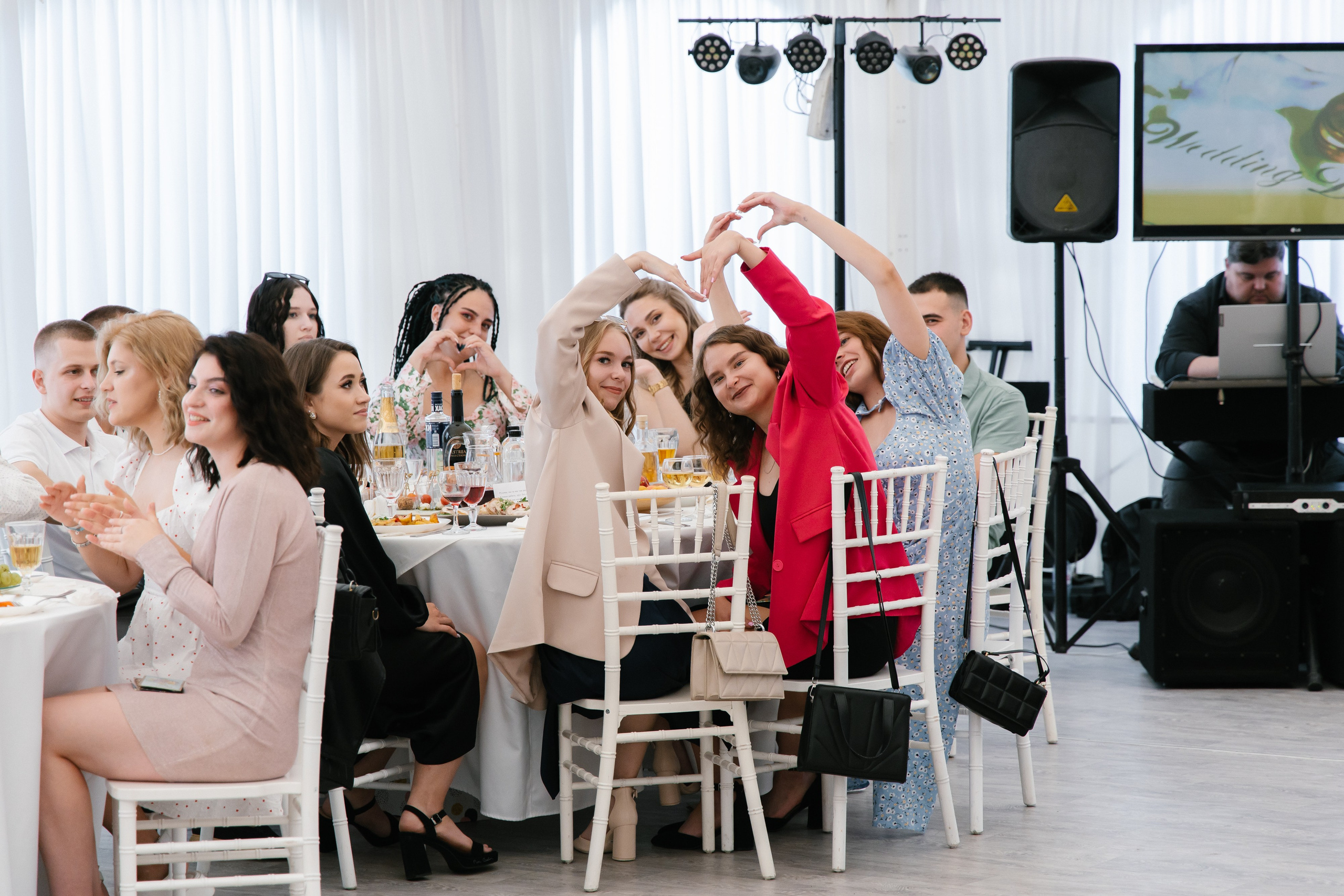 Ксения и Антон (полный день). Фотограф в Барнауле Юлия Садвокасова