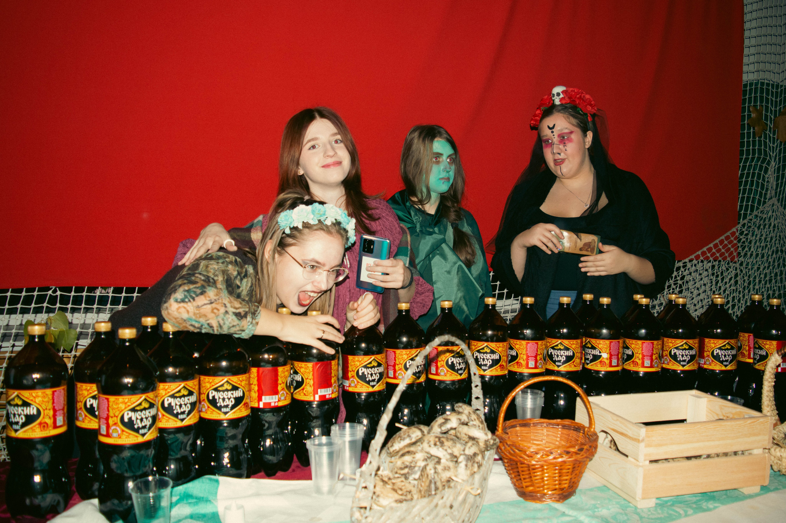 Репортажная съёмка с Хеллуина. Фотограф Анастасия Лощакова в Москве