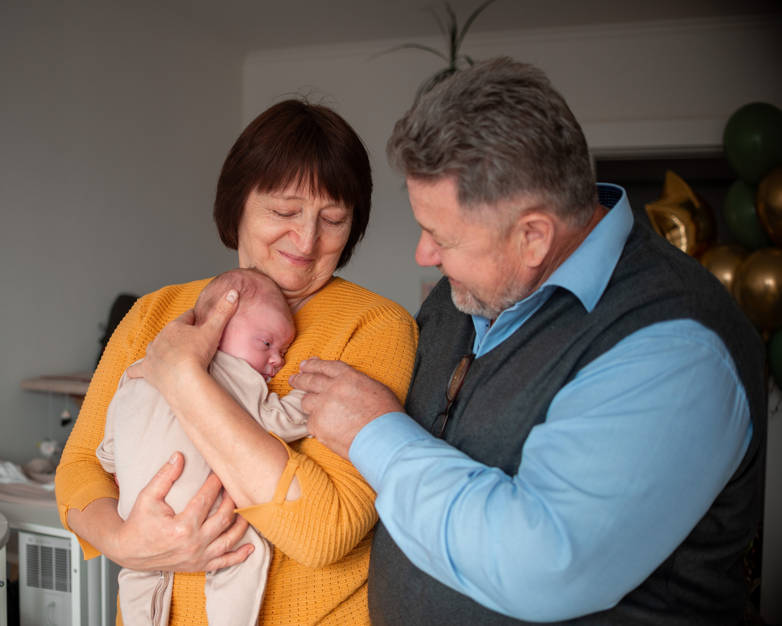 Выписка Константина 2РД. Семейный фотограф на выписку из роддома и крещение Минск Настя Гришук