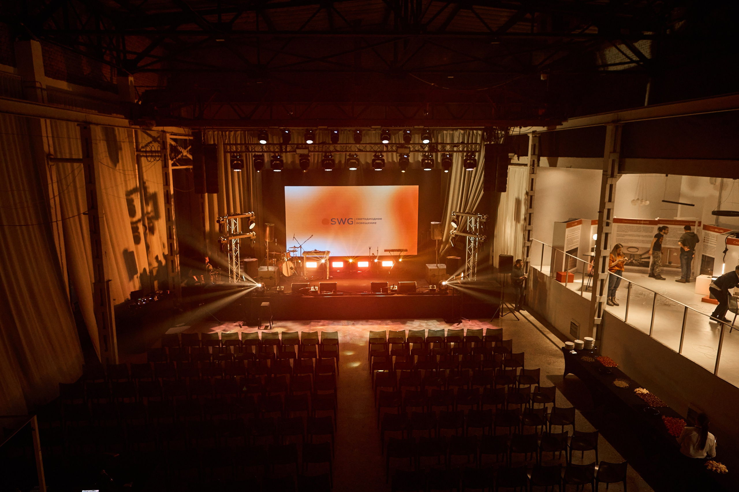 SWG. Антон Гошовский - свадебный и семейный фотограф в Москве и Крыму