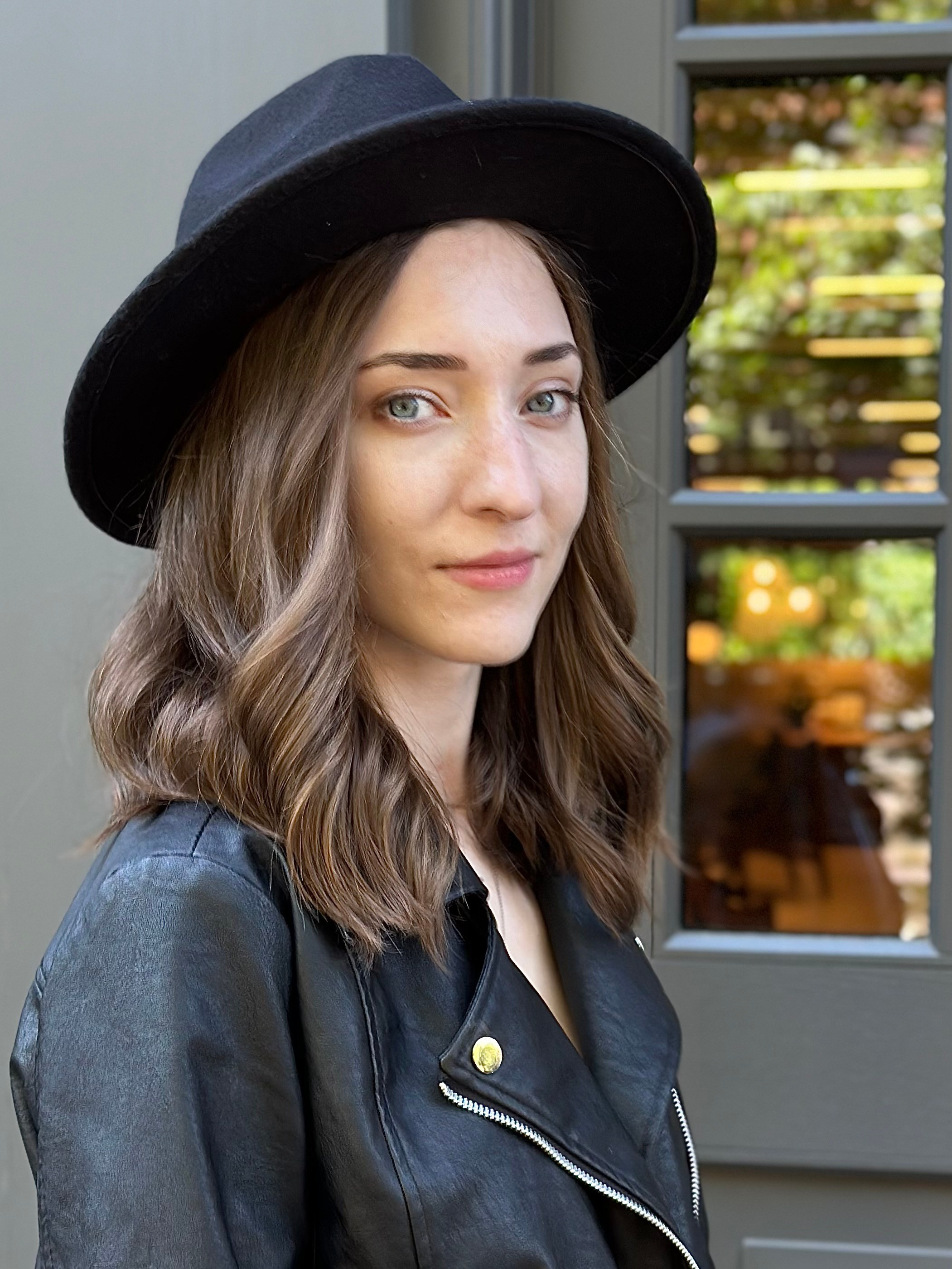 Прогулка Астория — Зеркальный дворик — Новая Голландия. КОНТЕНТ |БРЕНД фотограф Санкт-Петербург — Жанна Олтаржевская