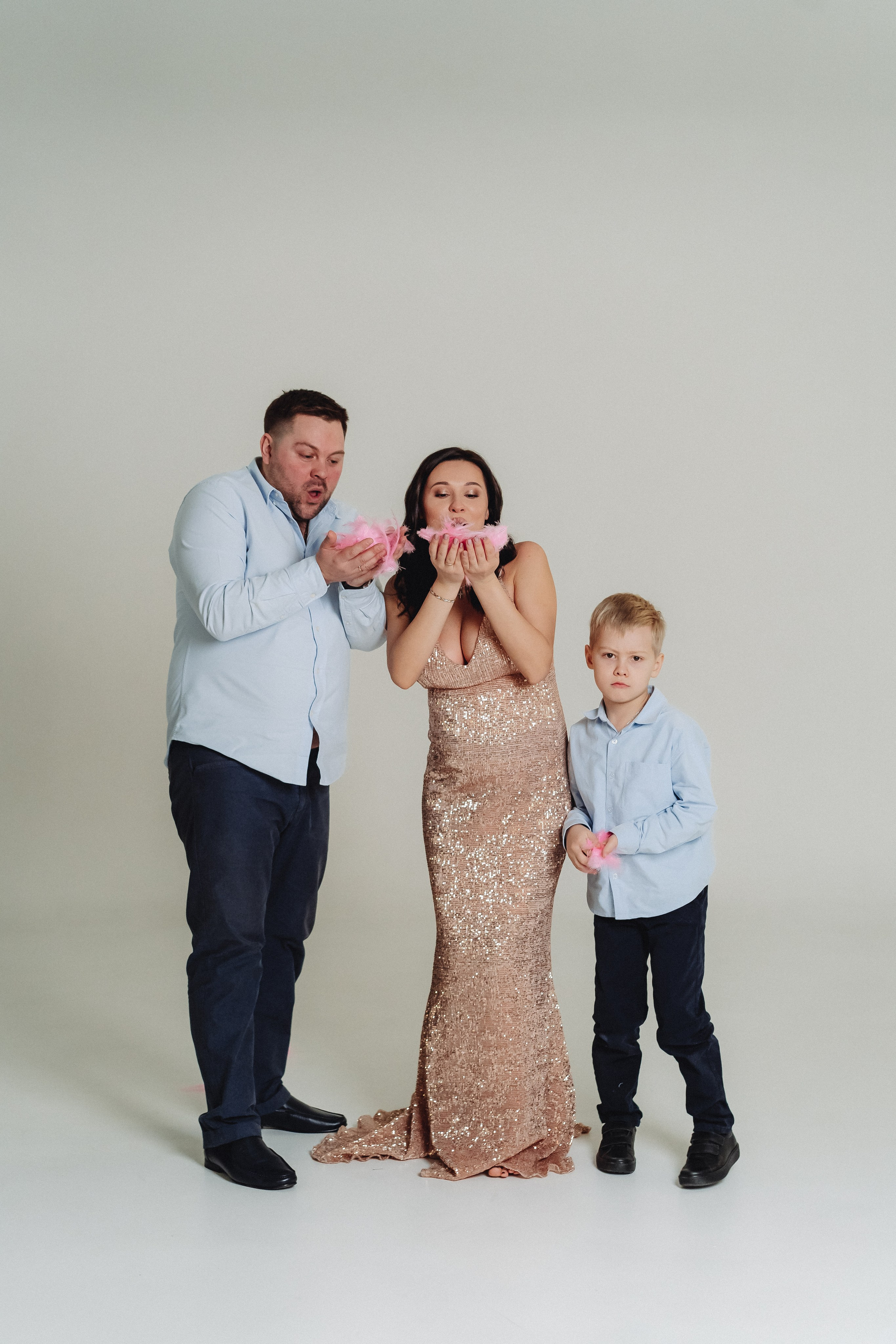 В студии. Семейный и контент фотограф в Красноярске Власова Екатерина