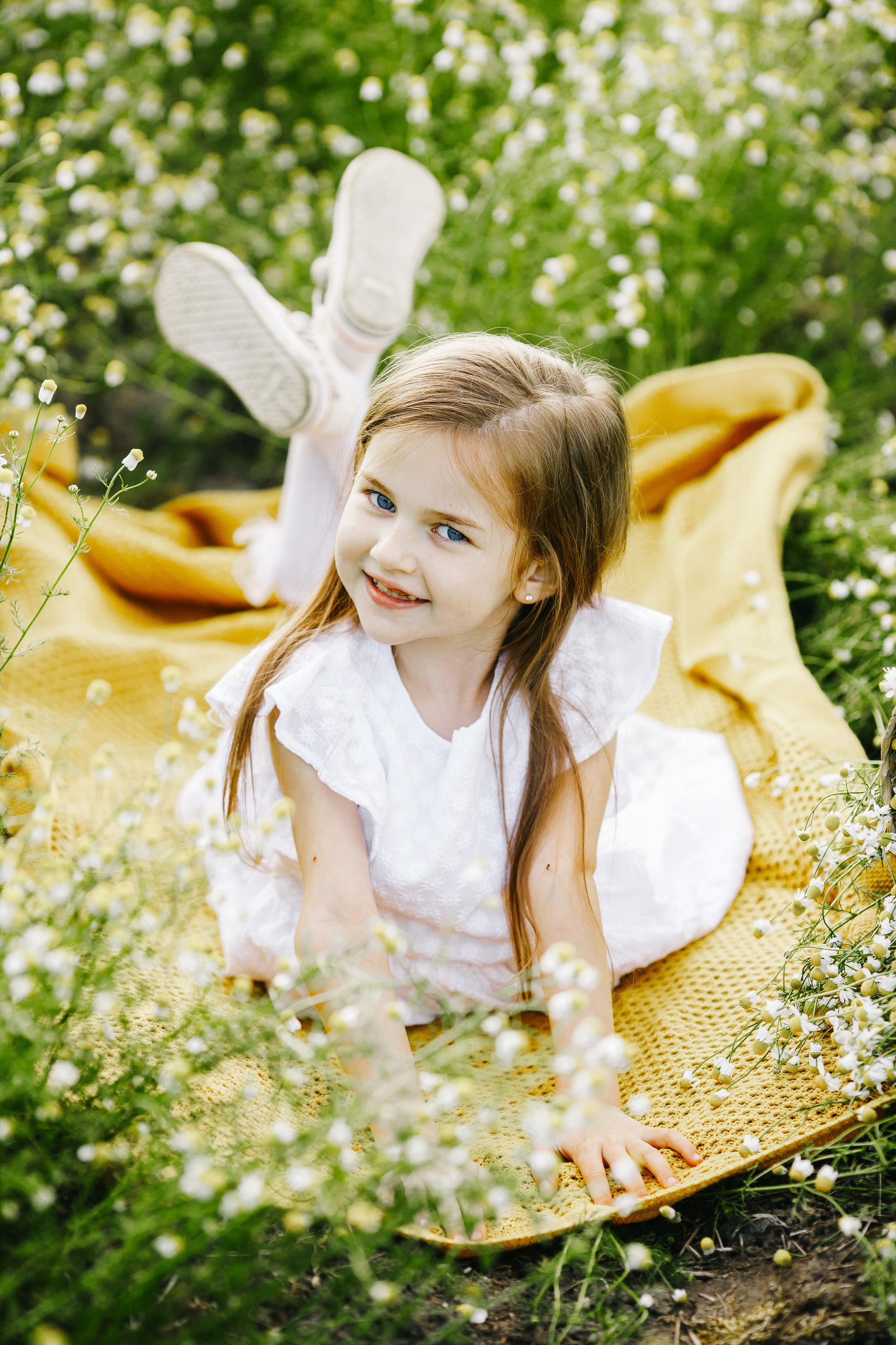 Фотосессии детские и женские в полях. Семейный и детский фотограф в Пскове и Санкт-Петербурге Яна Калинина