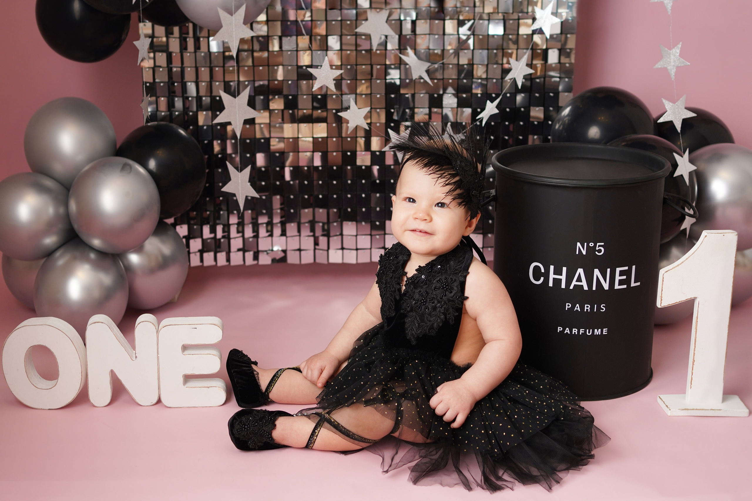 Детская фотосессия Первый год для девочек. Детский фотограф и фотограф новорожденных в Калининград Оксана Иваний