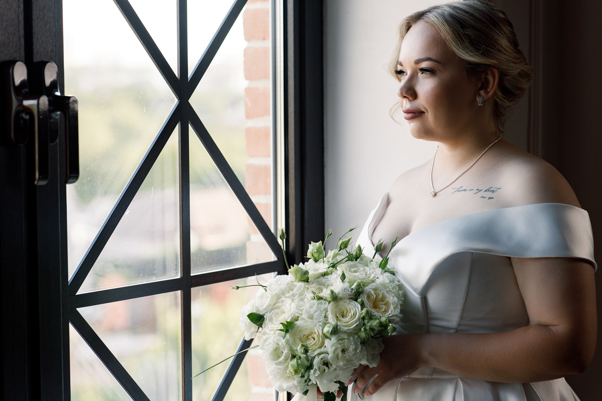 Свадебная фотосессия в студии Ростов-на-Дону. Семейный и свадебный фотограф Ростове-на-Дону