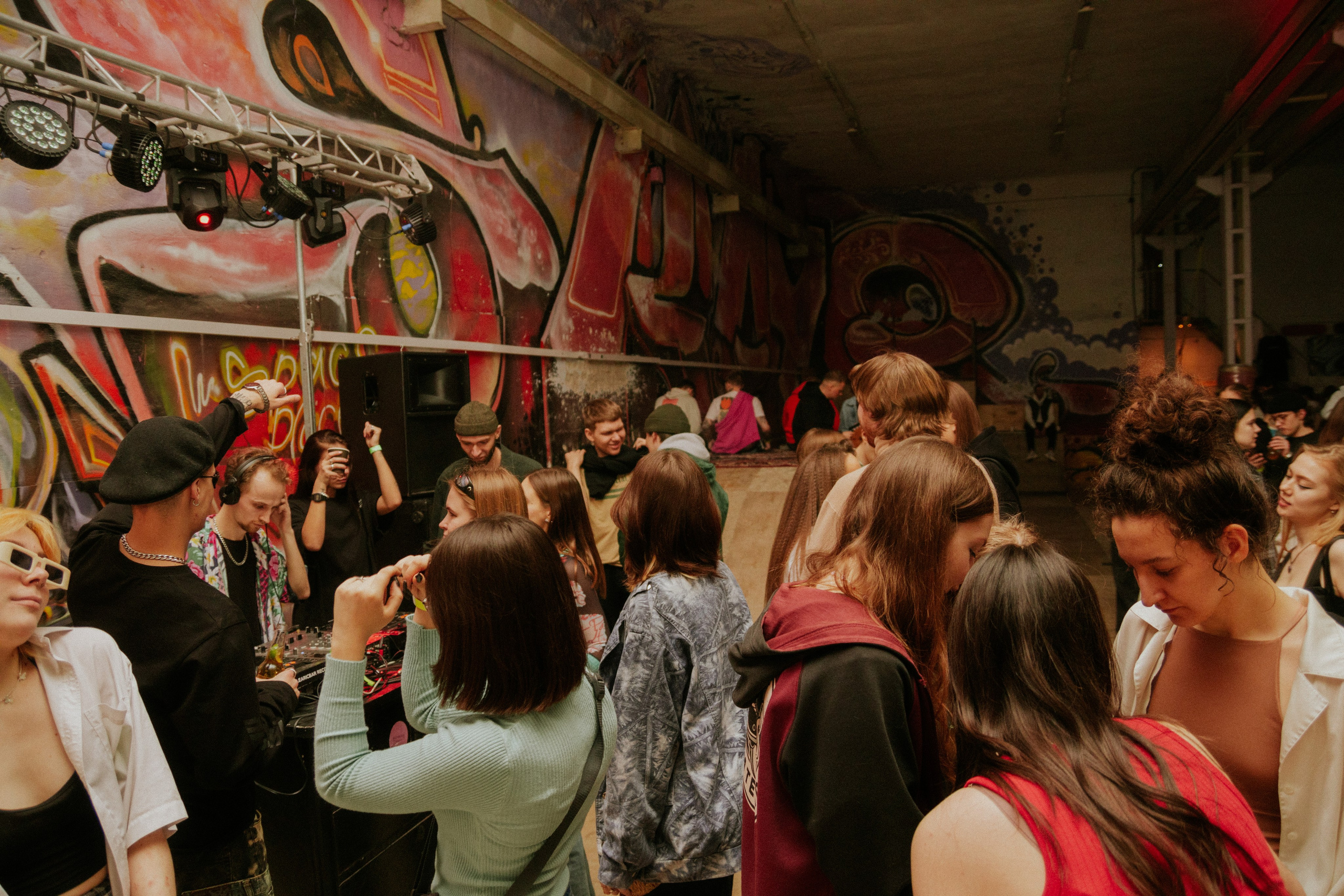 Тусовки. Фотограф Егор Огородов