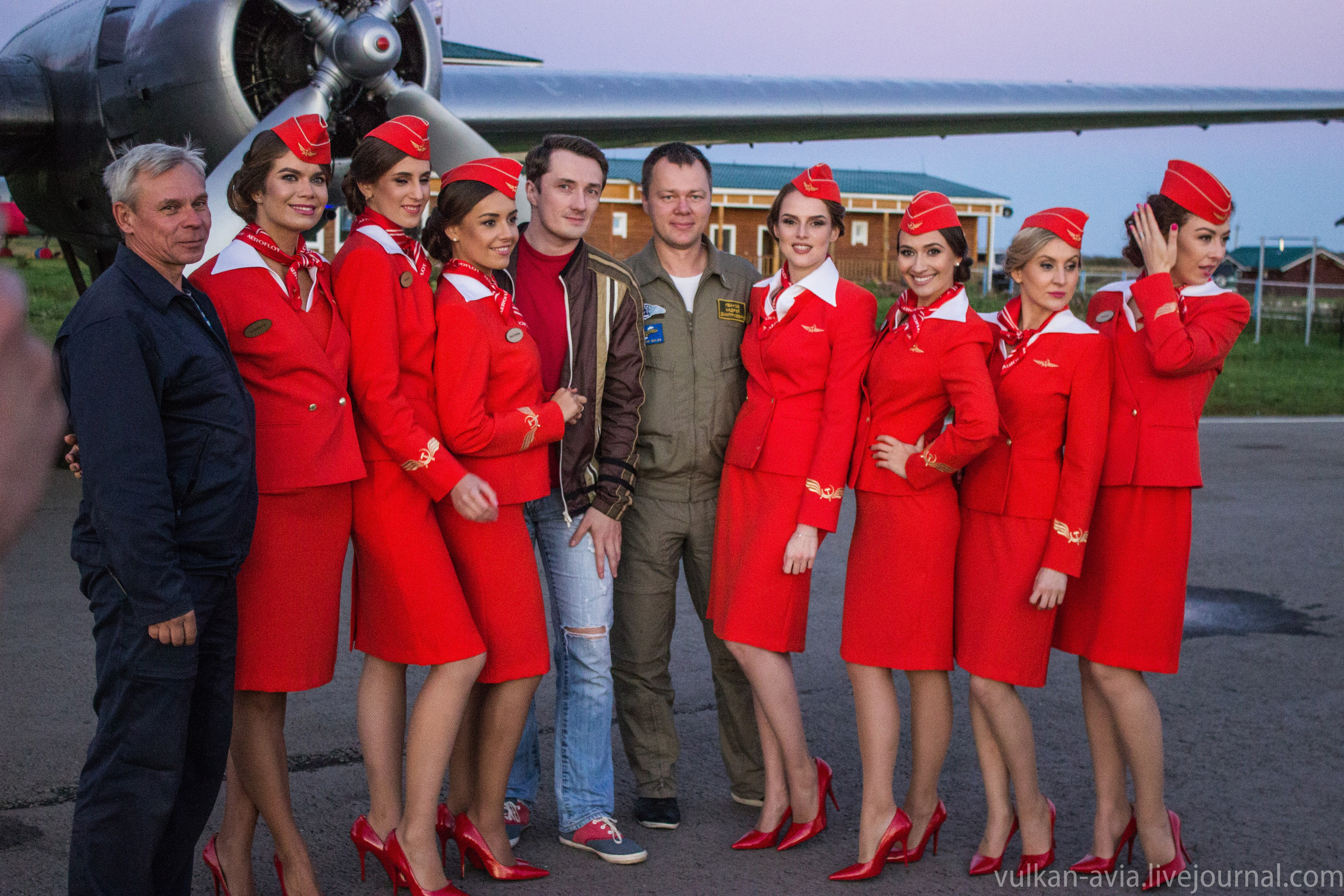 Ил-14Т «Пингвин» в съёмках клипа группы «Сопрано» (2015 г.). Авиационная техника для кино, рекламы и фотосессий