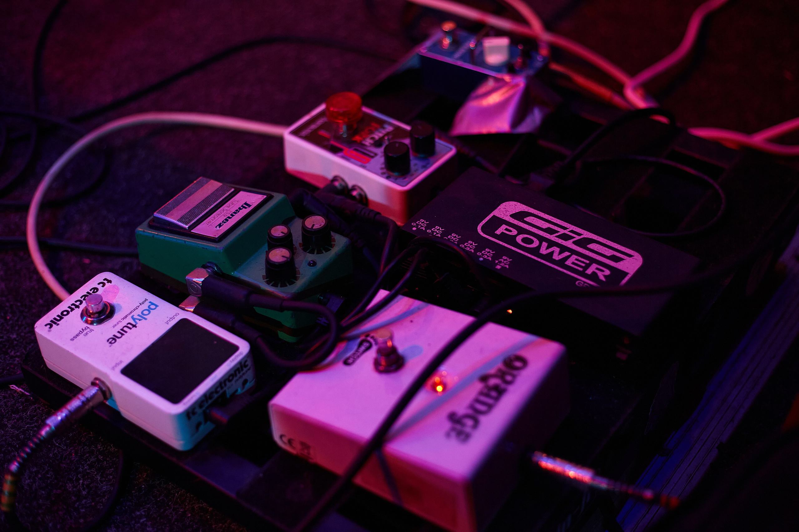 2023-11-03. Abysslooker