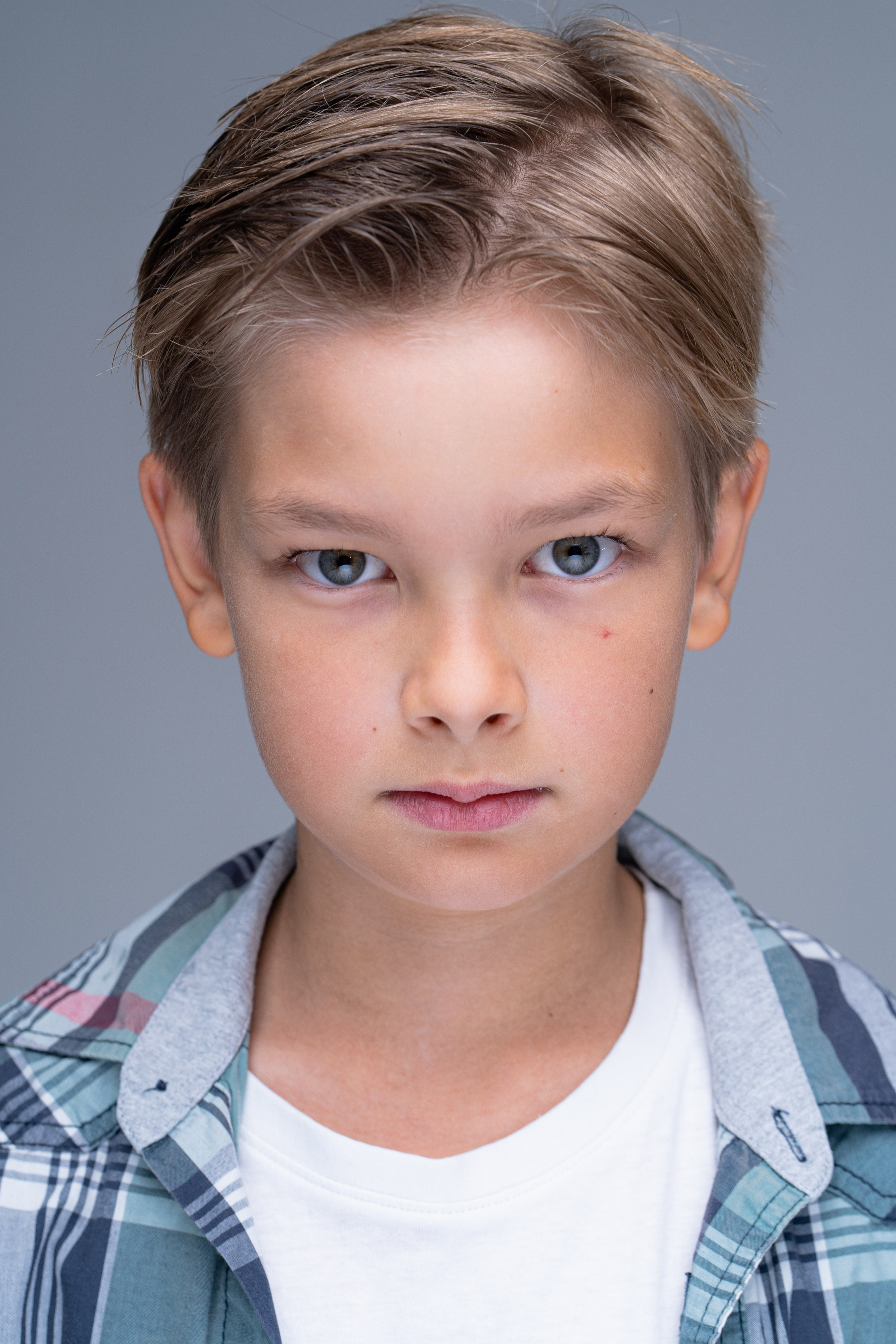 ЯРОМИР. Портретный фотограф. Актёрское портфолио