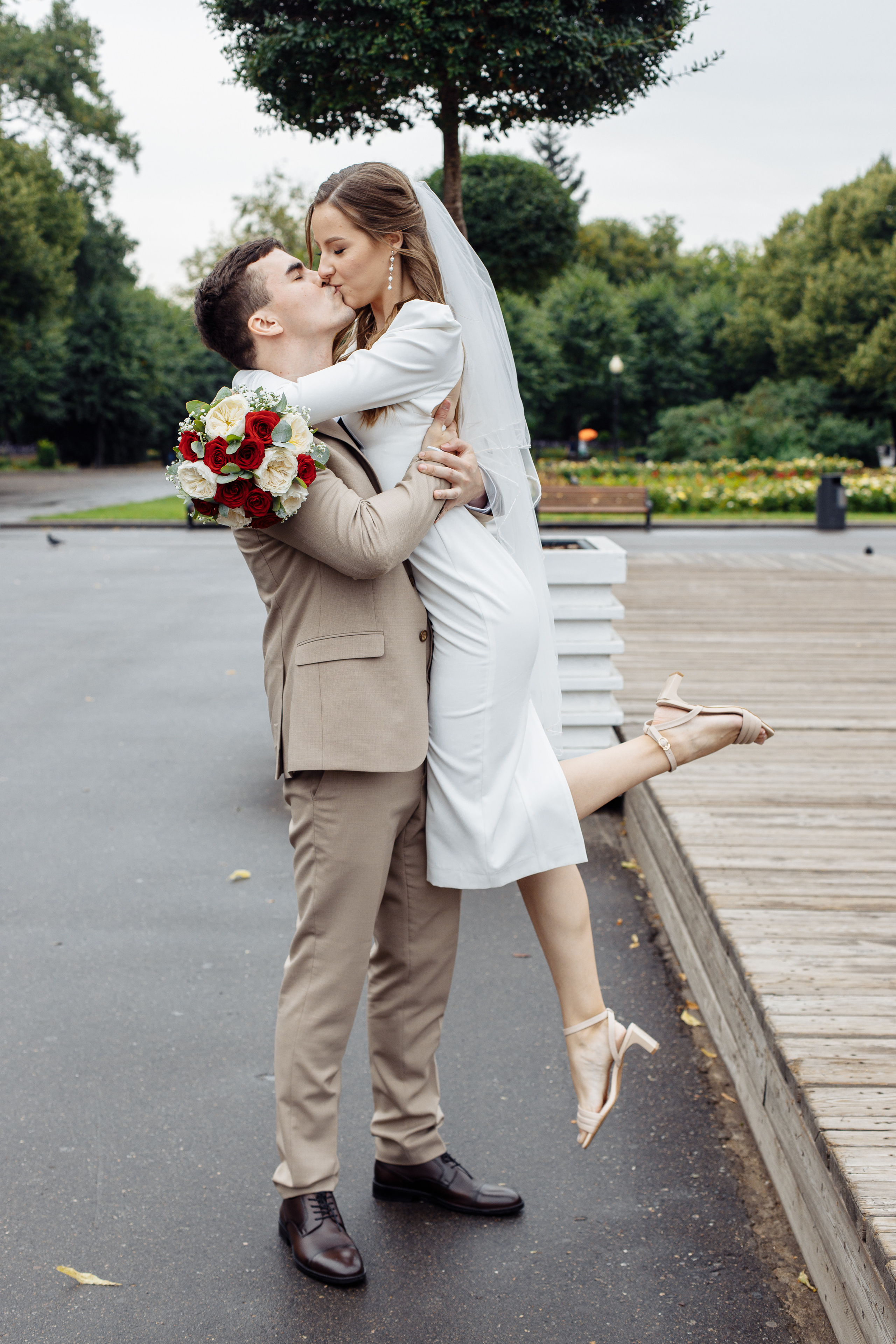 Настя и Владимир. Свадебный и портретный фотограф в Королёве Сергей Чихарев