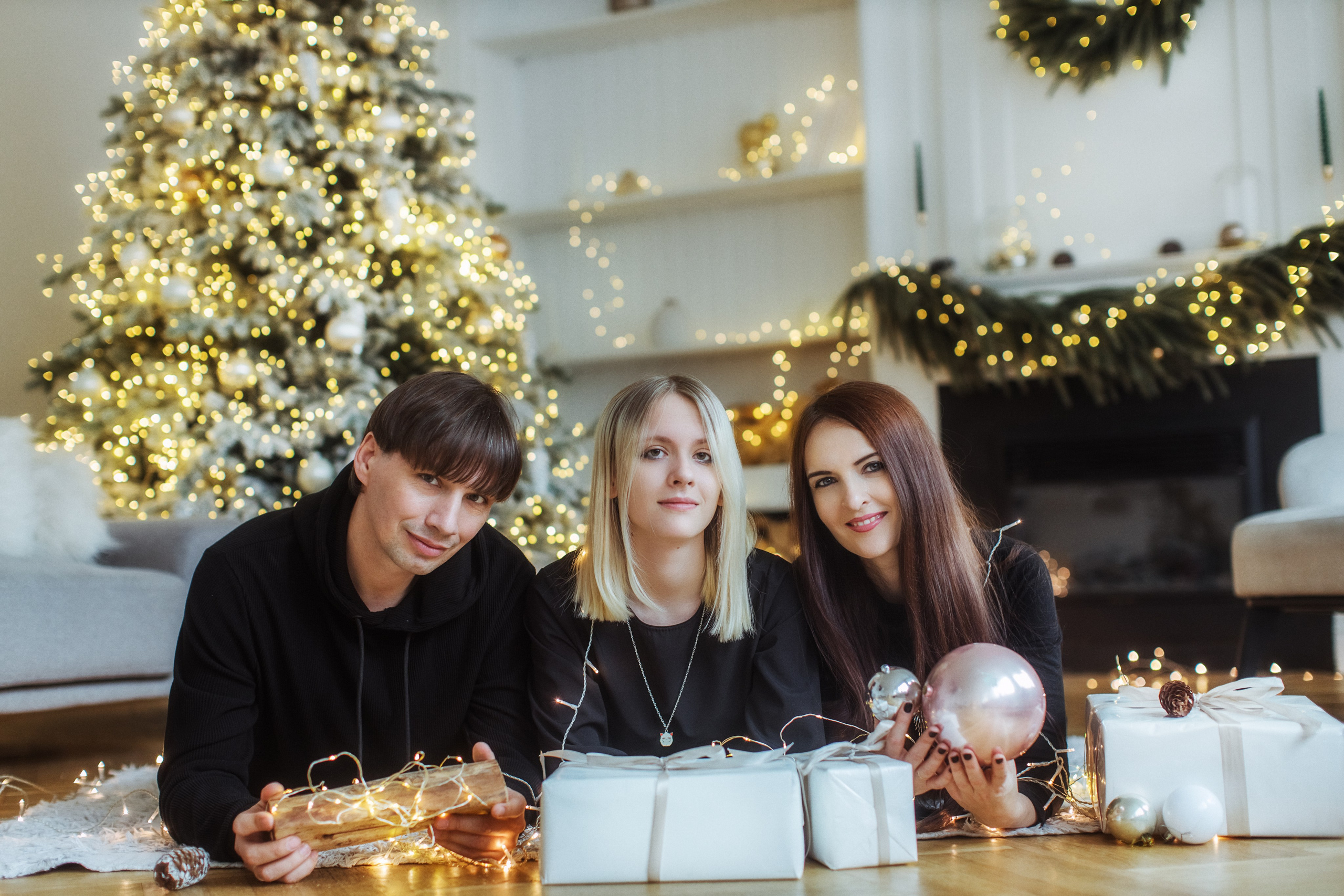 Новогодние. Фотографы в городе Волгограде — Людмила Агеева и Алексей Околелов