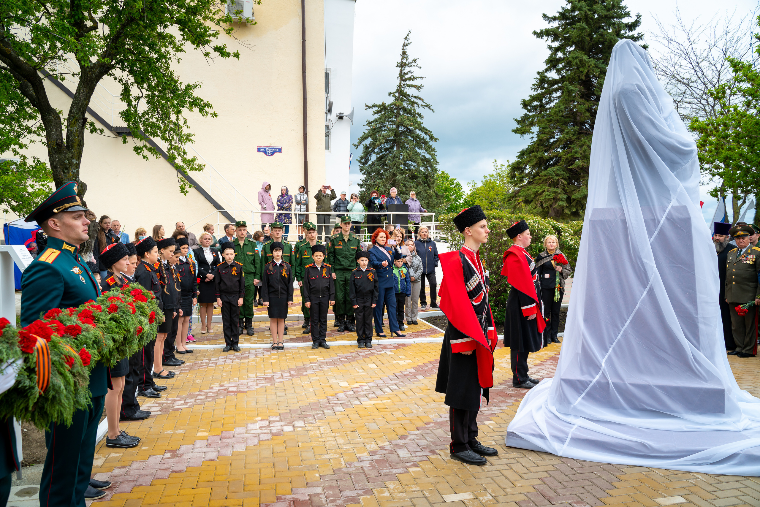 Открытие памятника. Марьина роща. Жизнь курорта Кабардинка в фотографиях