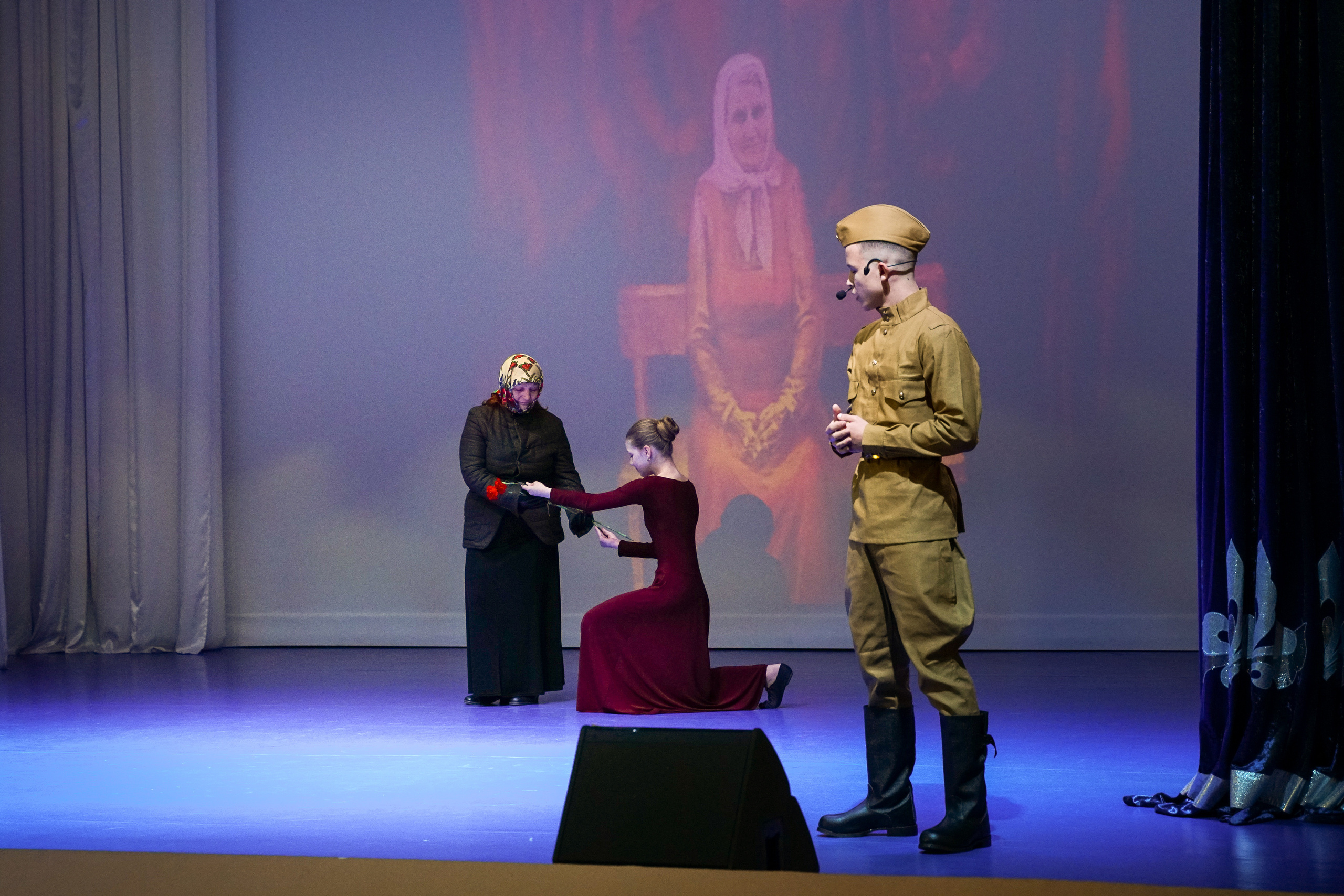 ДК Марьина Роща 9 мая. Жизнь курорта Кабардинка в фотографиях