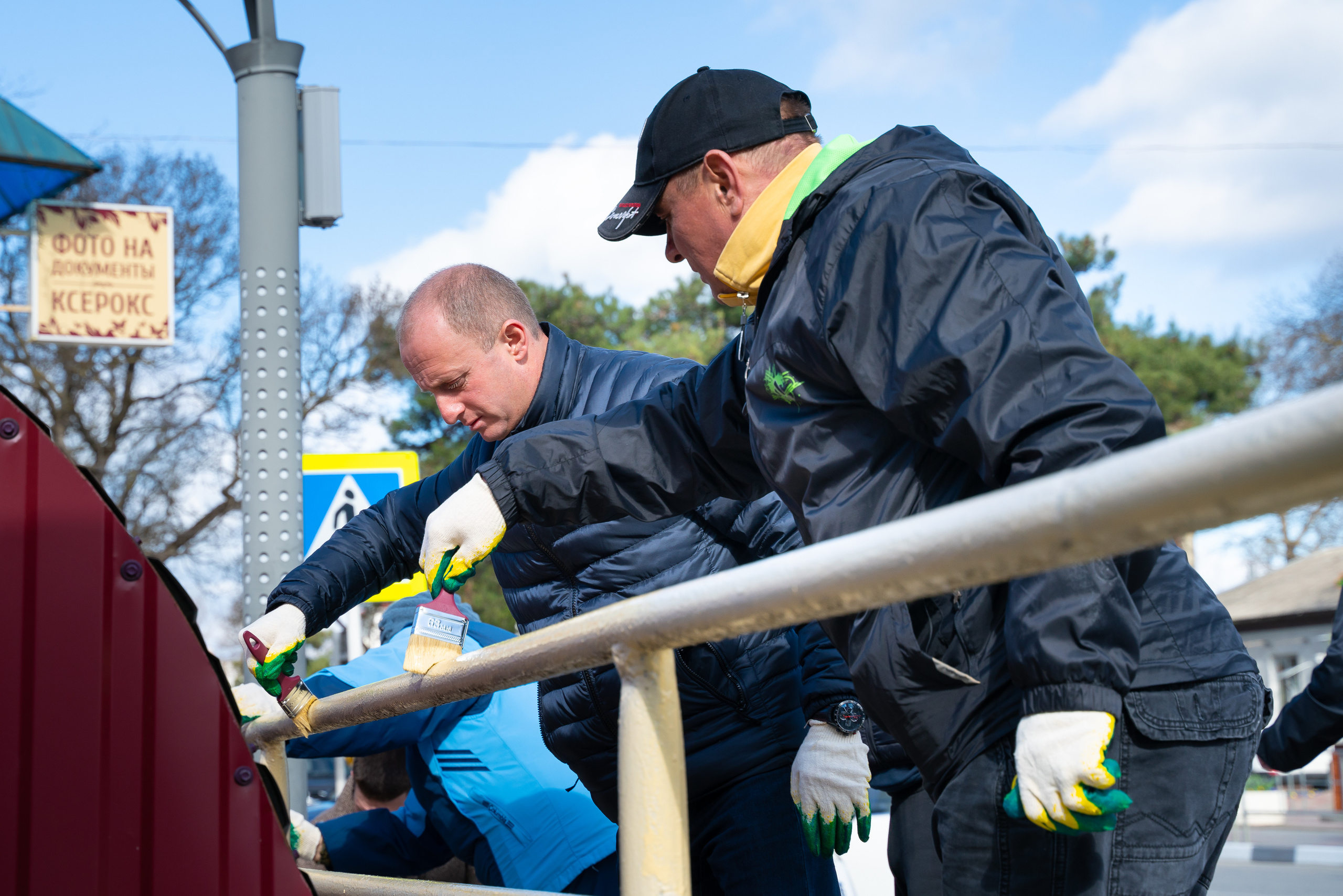 Сельский субботник. Жизнь курорта Кабардинка в фотографиях