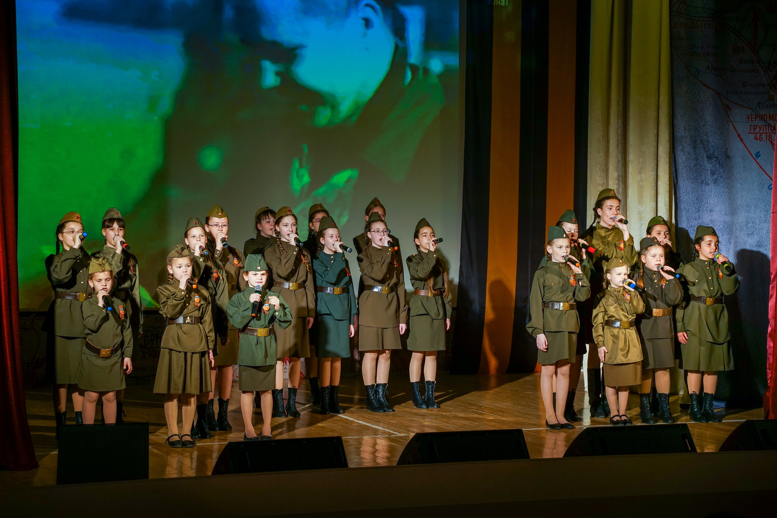 Концерт к 9 мая. ДК Кабардинка. Жизнь курорта Кабардинка в фотографиях