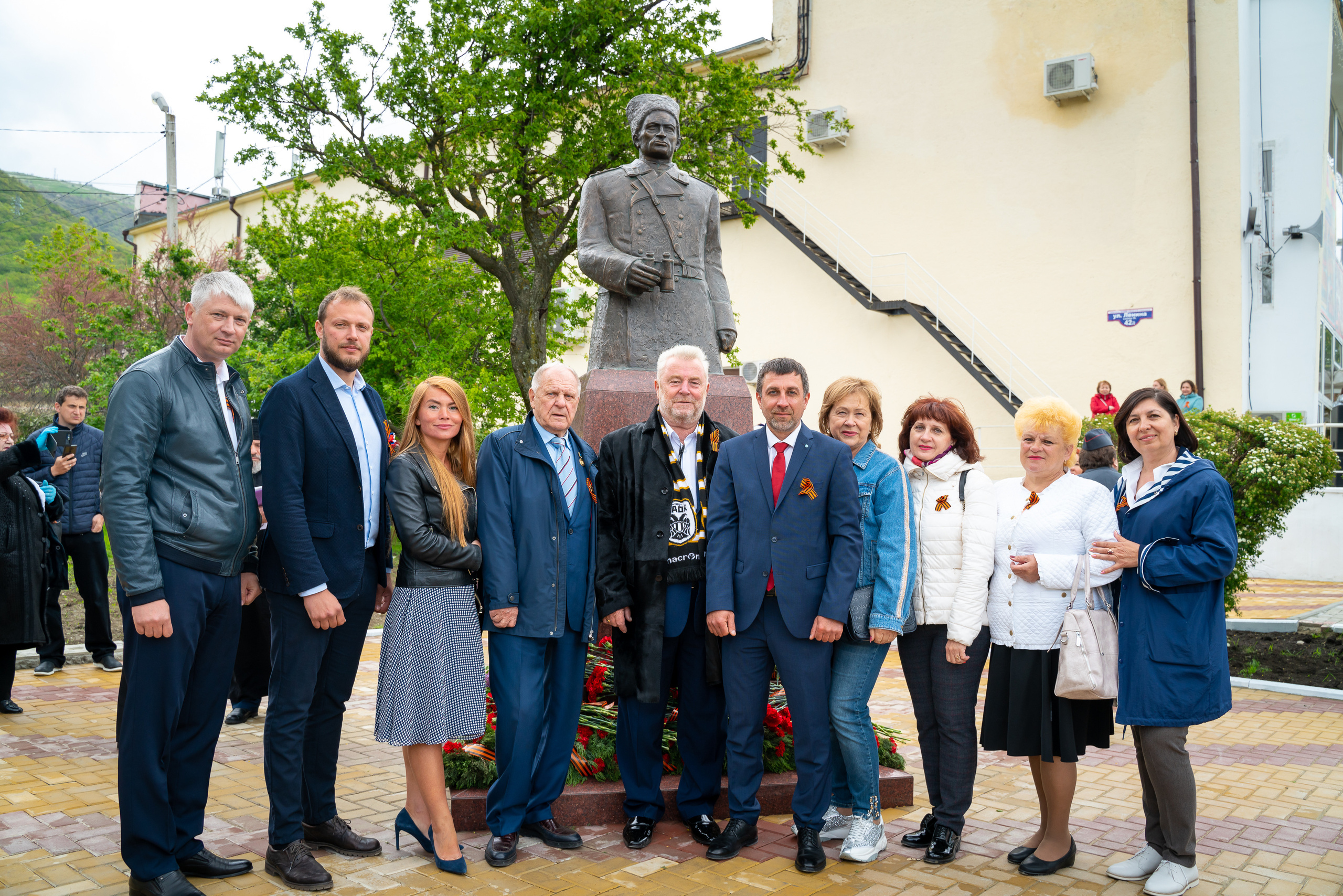 Открытие памятника. Марьина роща. Жизнь курорта Кабардинка в фотографиях