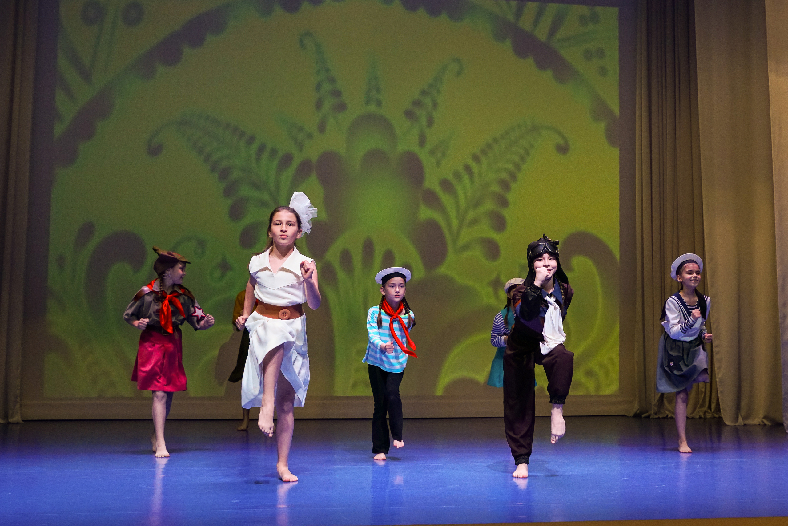 ДК Марьина Роща 9 мая. Жизнь курорта Кабардинка в фотографиях