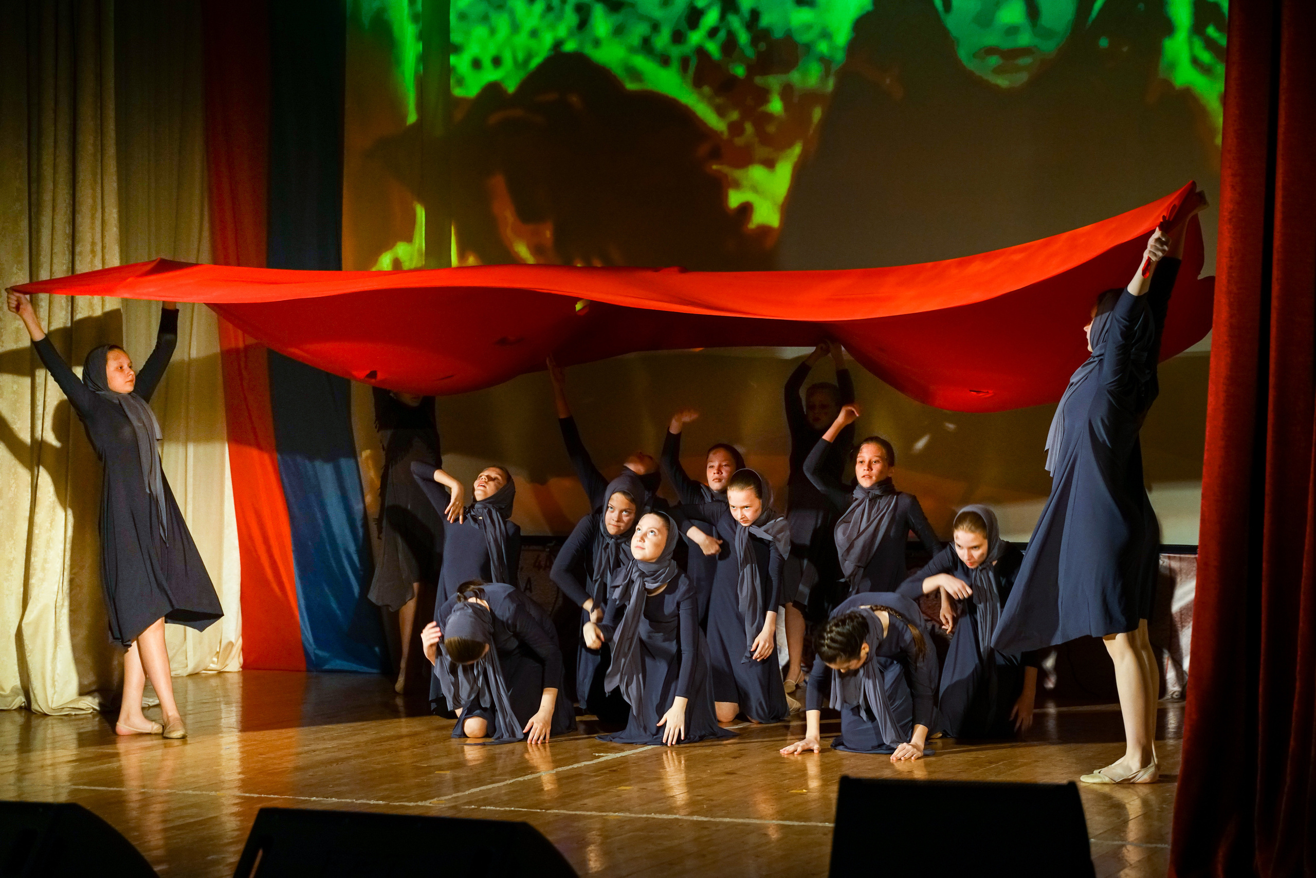 Концерт к 9 мая. ДК Кабардинка. Жизнь курорта Кабардинка в фотографиях