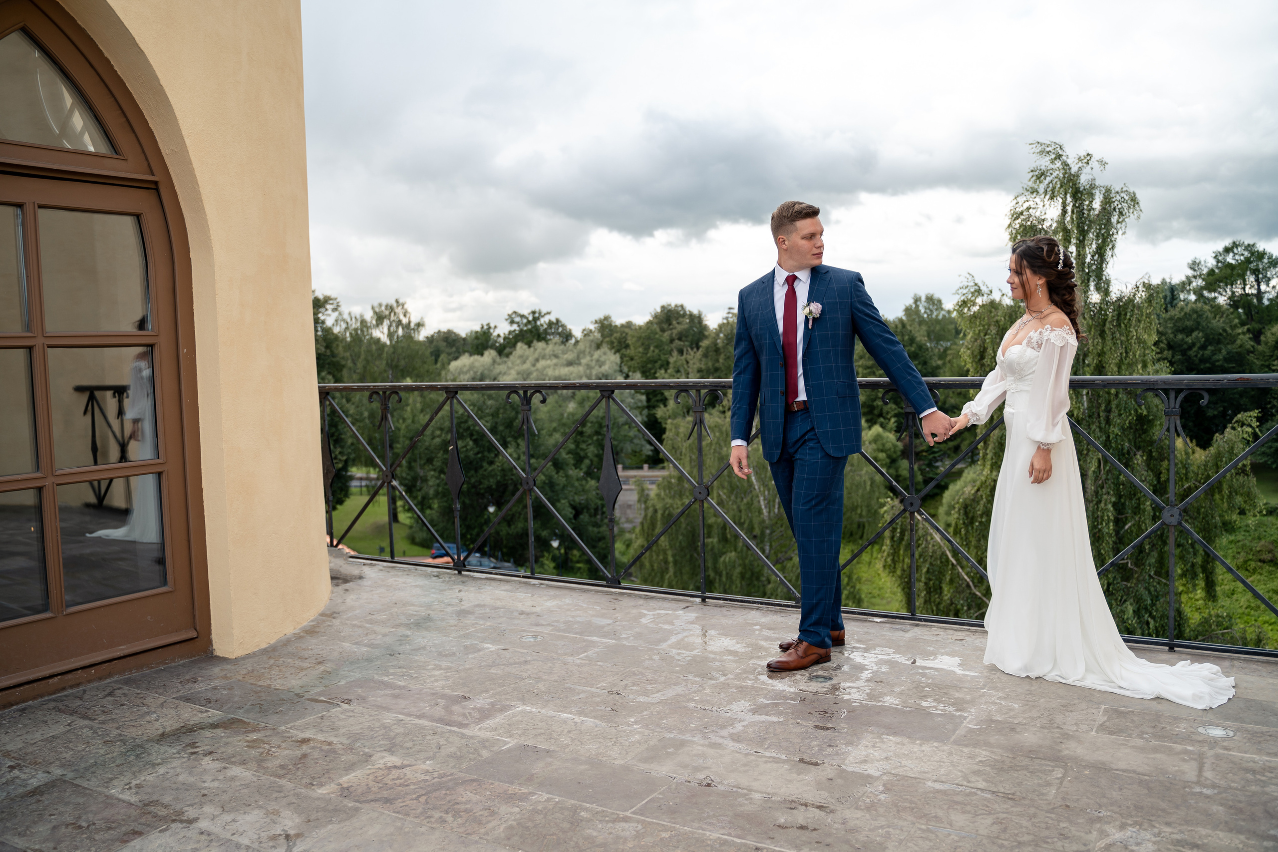 Евгений и Валерия. Павловск, замок БИП. Фотограф в Петергофе